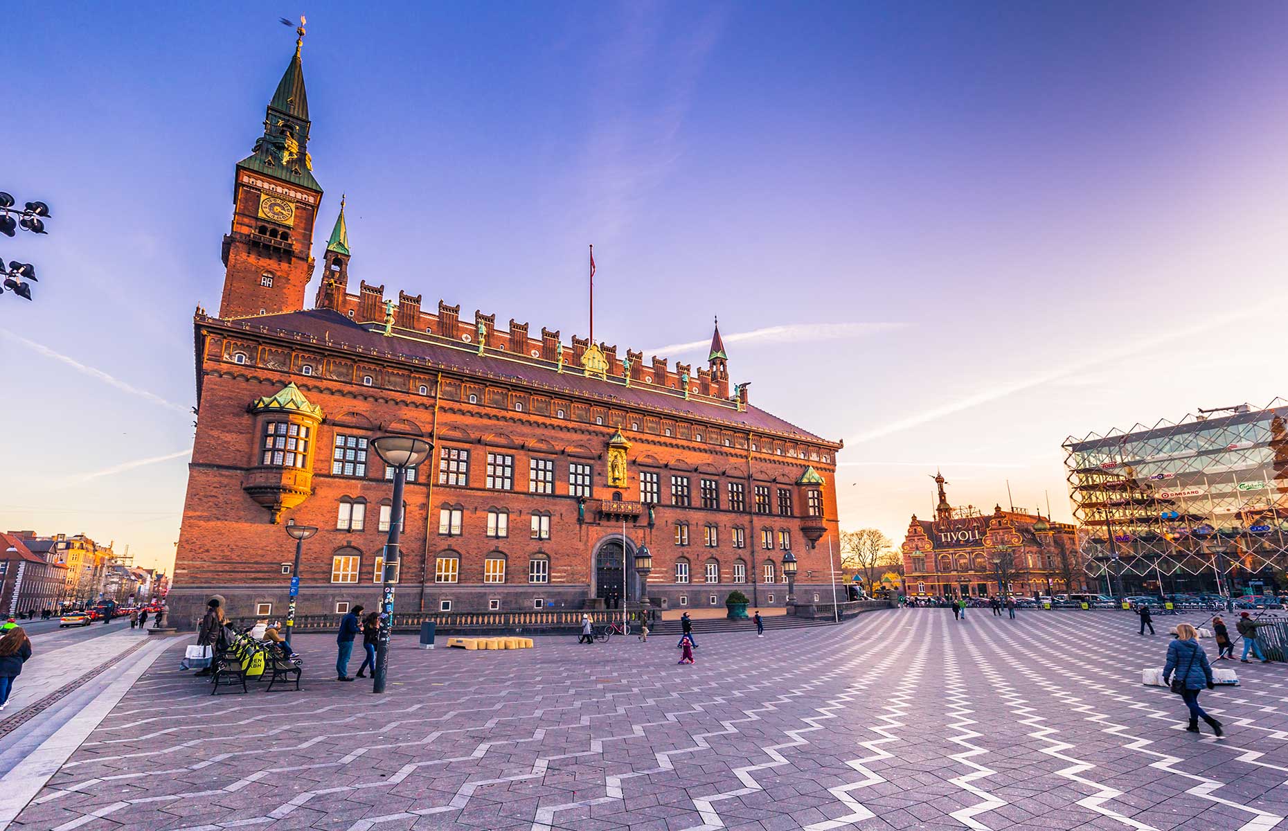 Radhusplasden, Copenhagen (Image: RPBaiao/Shutterstock)