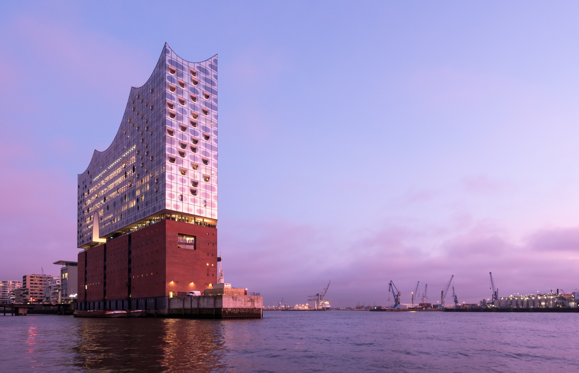 Elbphilharmonie, Hamburg, Germany (Credit: Bjoern Wylezich/Shutterstock)