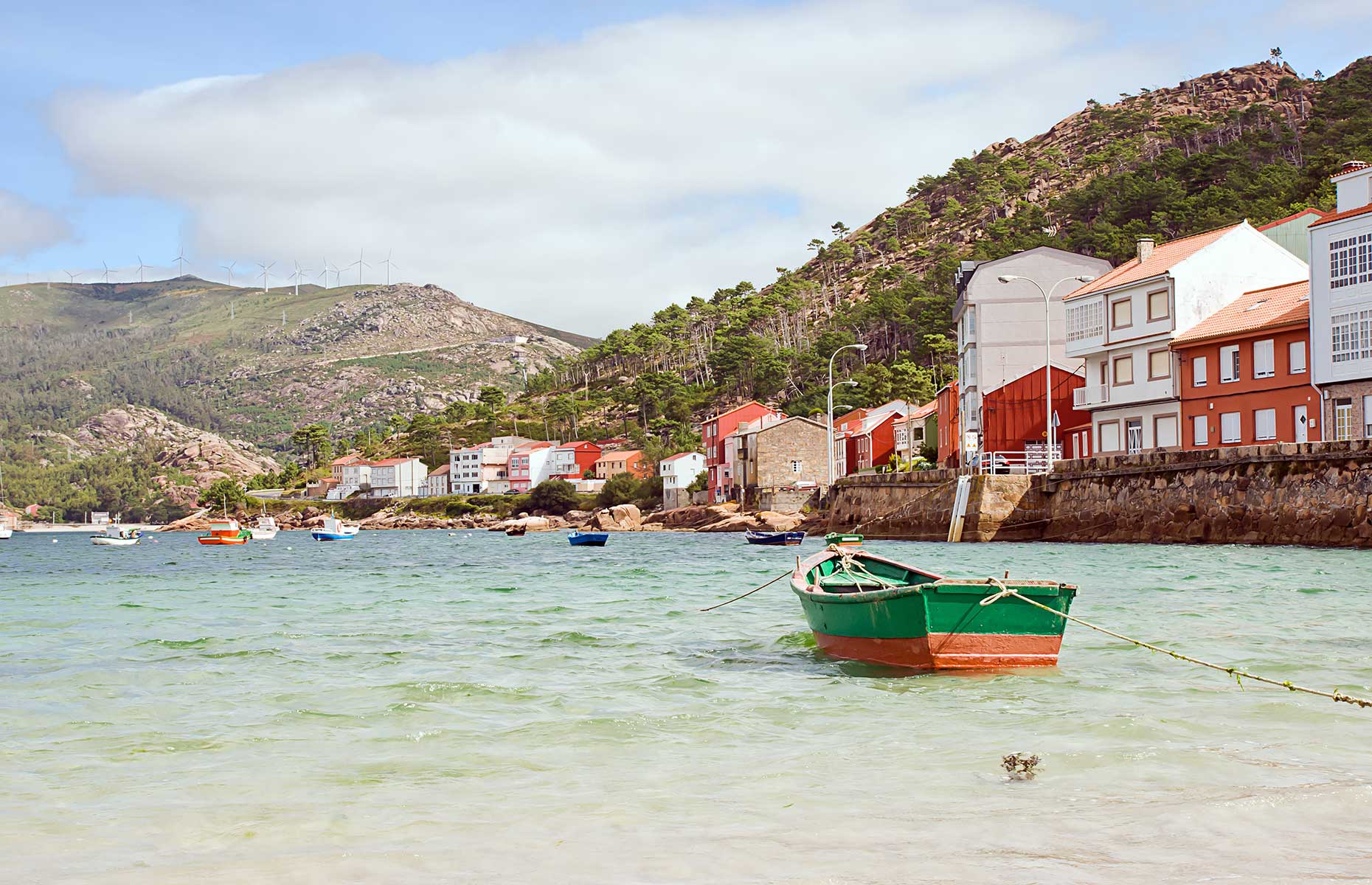 Fishing village in the Rías Baixas (Image: Pabkov/Shutterstock)