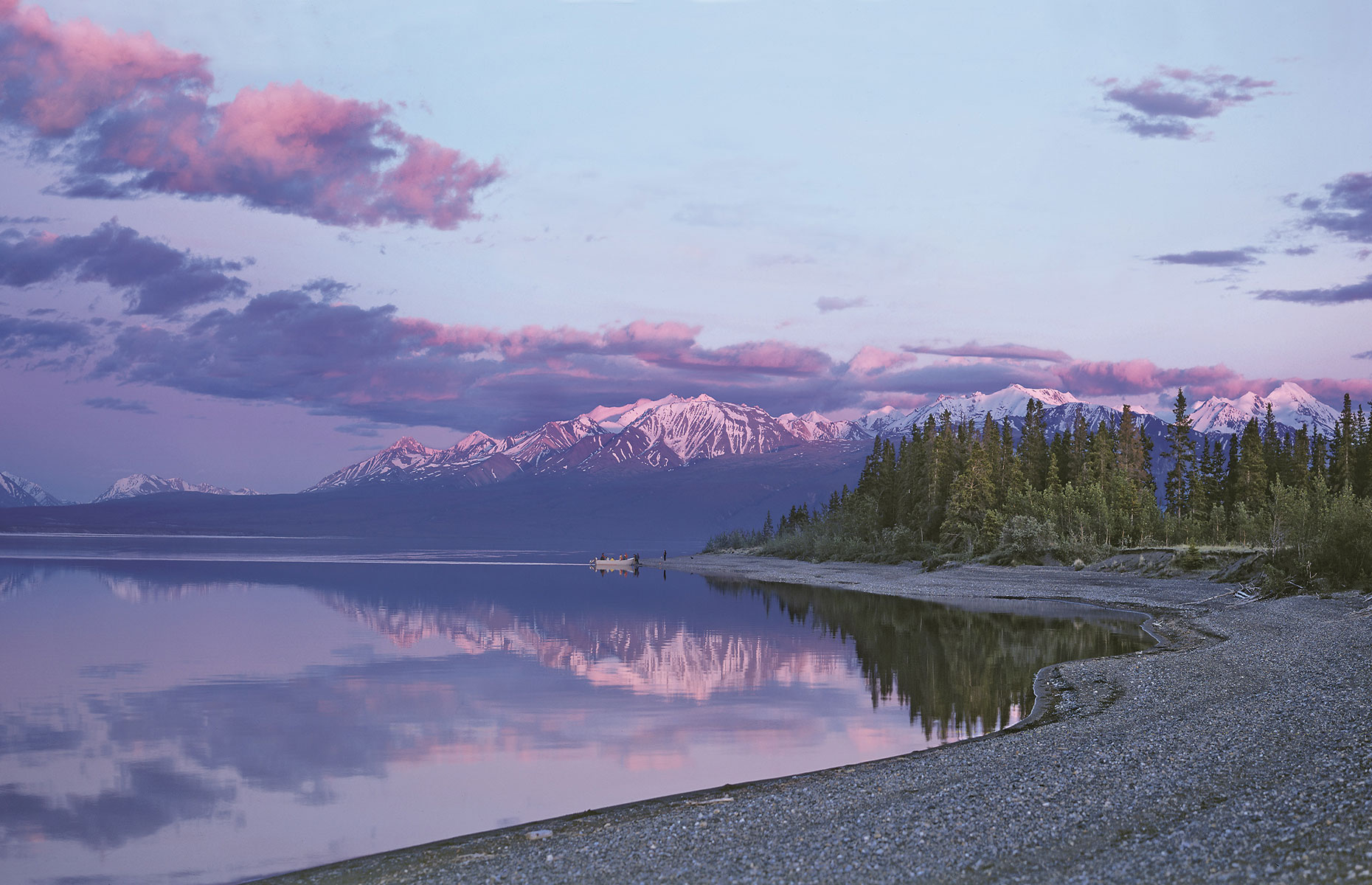 Kluane Lake (Image: Tourism Yukon/Paul Mantle)