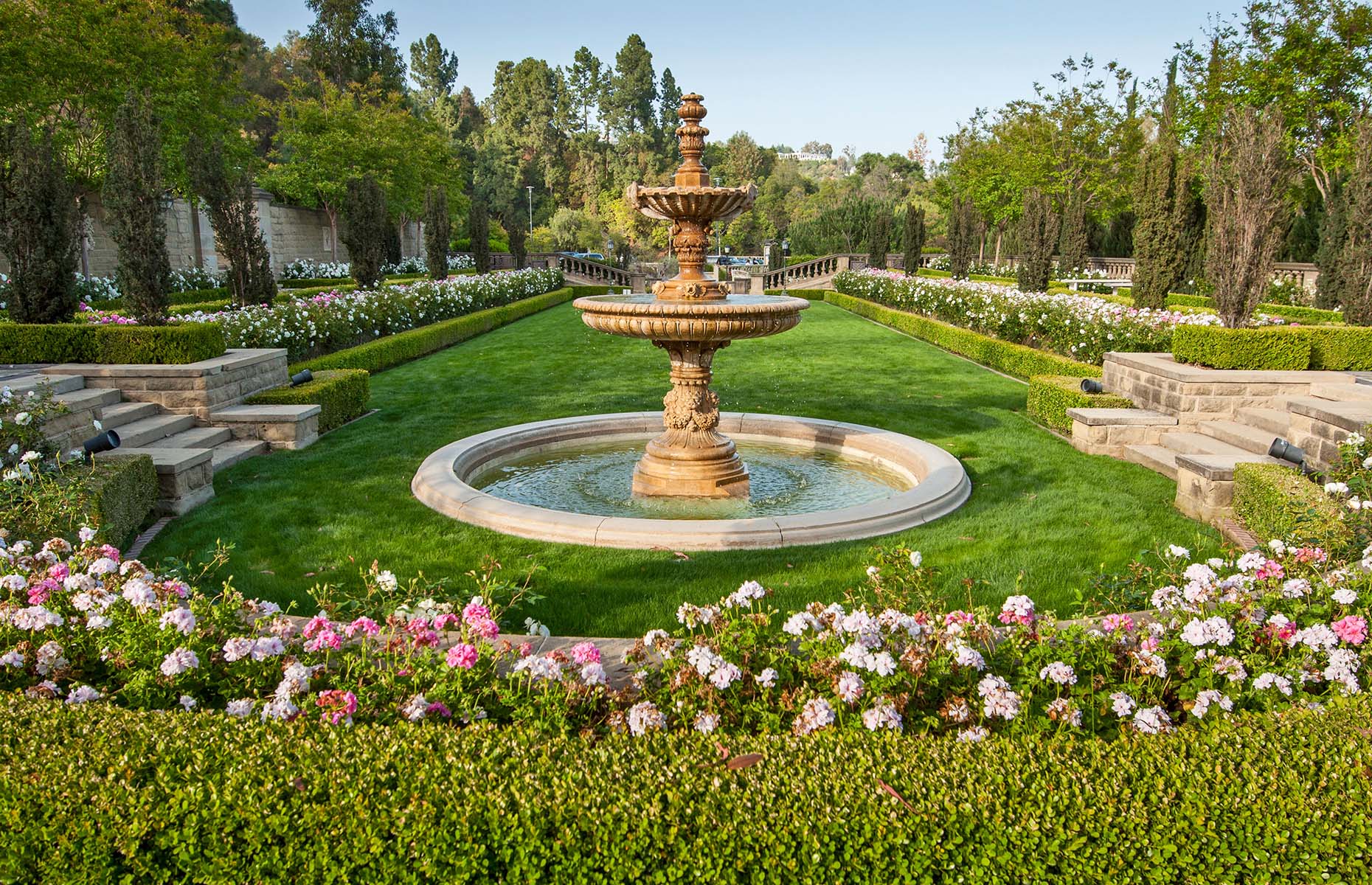 Greystone Mansion and Park in Beverly Hills (Image: Jamie Pham/Alamy Stock Photo)
