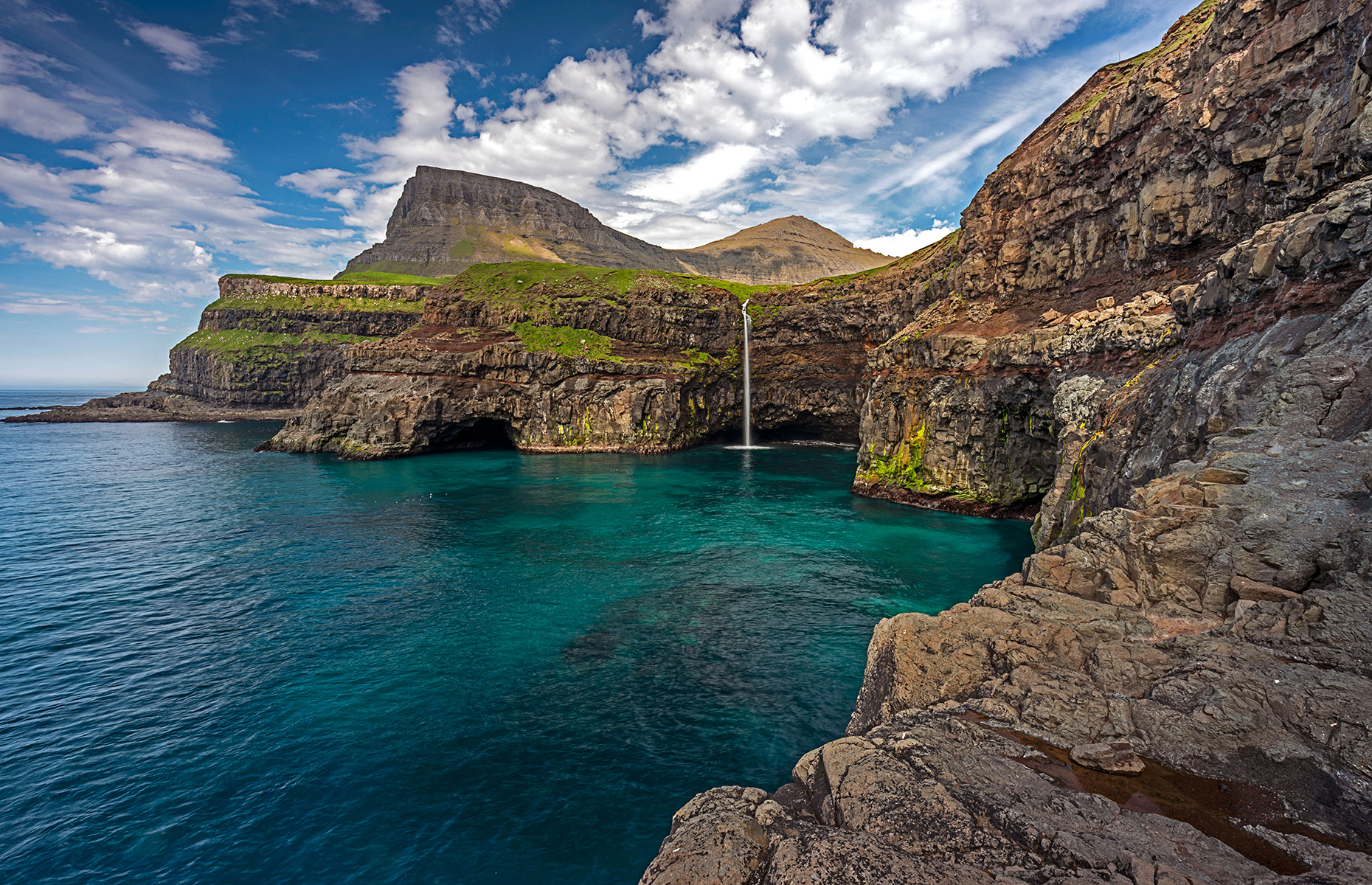 Gasadulur, Faroe Islands. (Image: Geir Gunnlaugsson/Shutterstock)