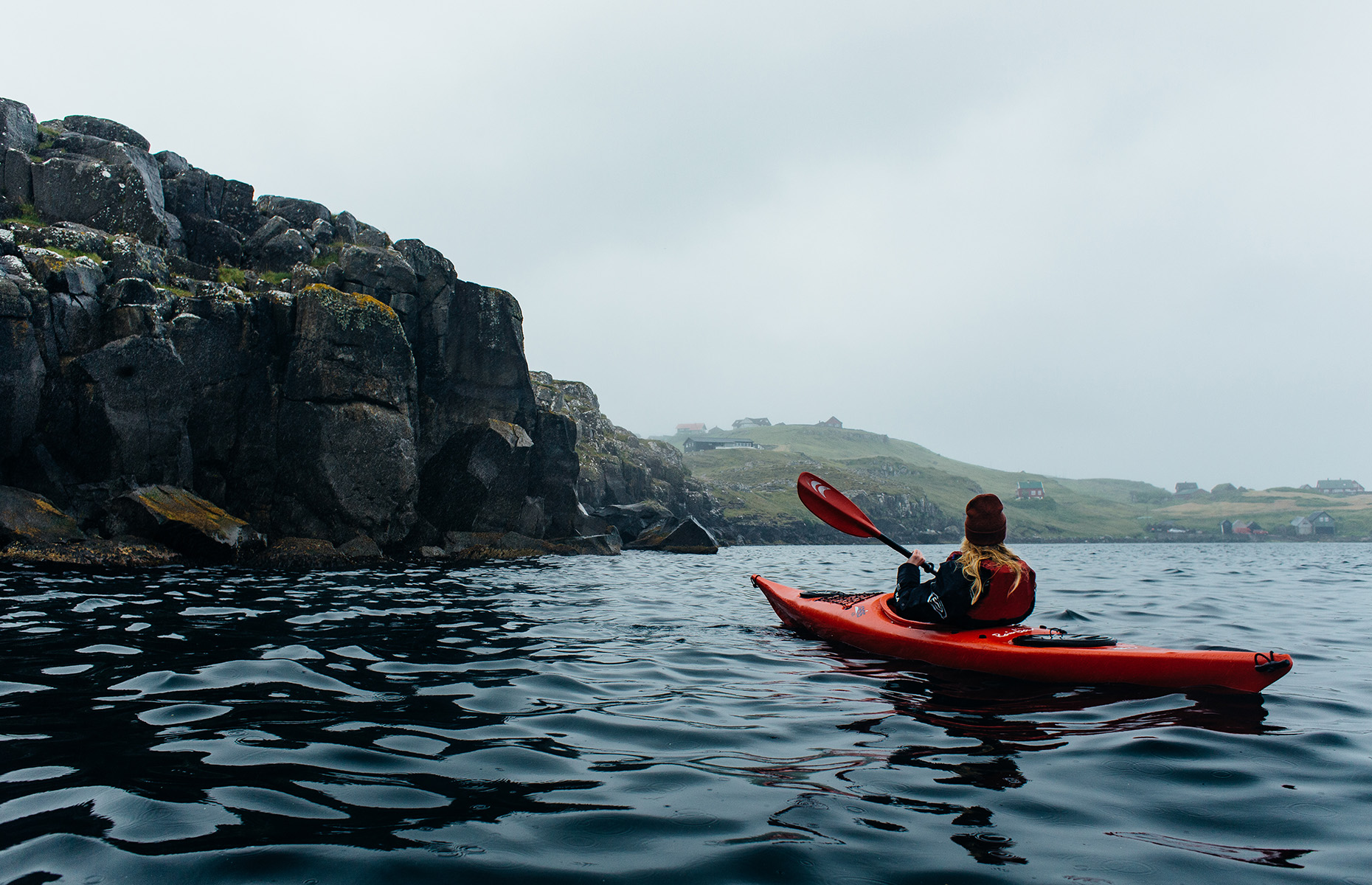 Kayaking in the Faroe Islands. (Image: Visit Faroe Islands)
