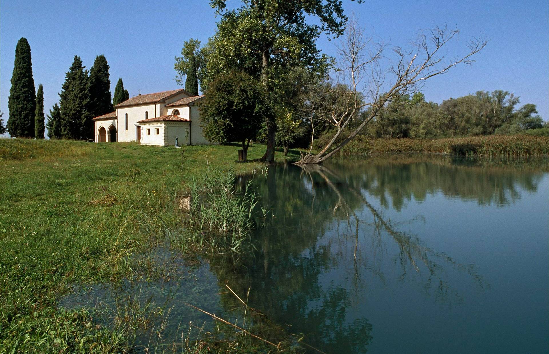 Chiesetta della Neve (Image: Elio e Stefano Ciol)