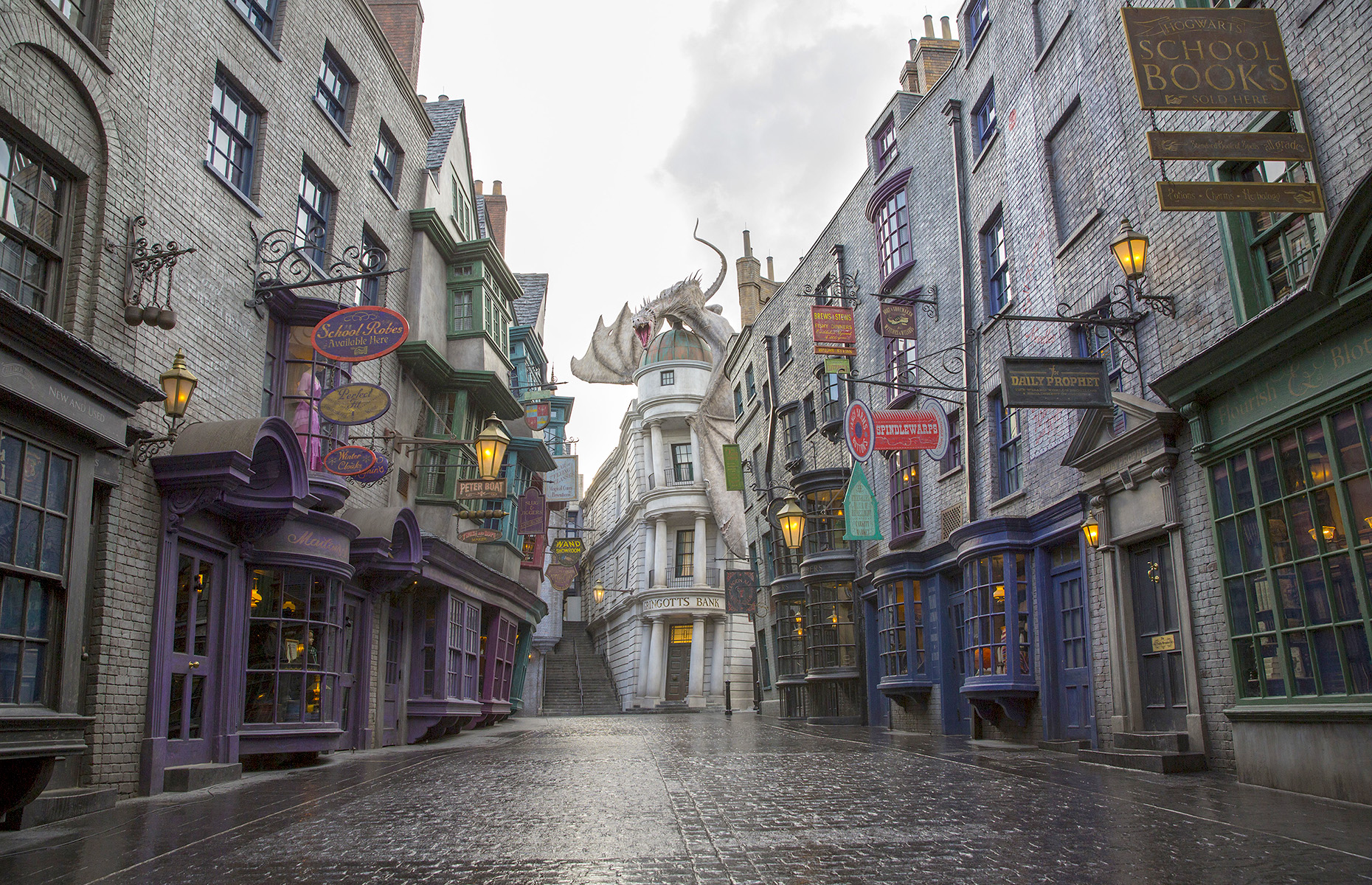 Diagon Alley at The Wizarding World of Harry Potter, Universal Orlando Resort. (Image: Universal Orlando Resort)