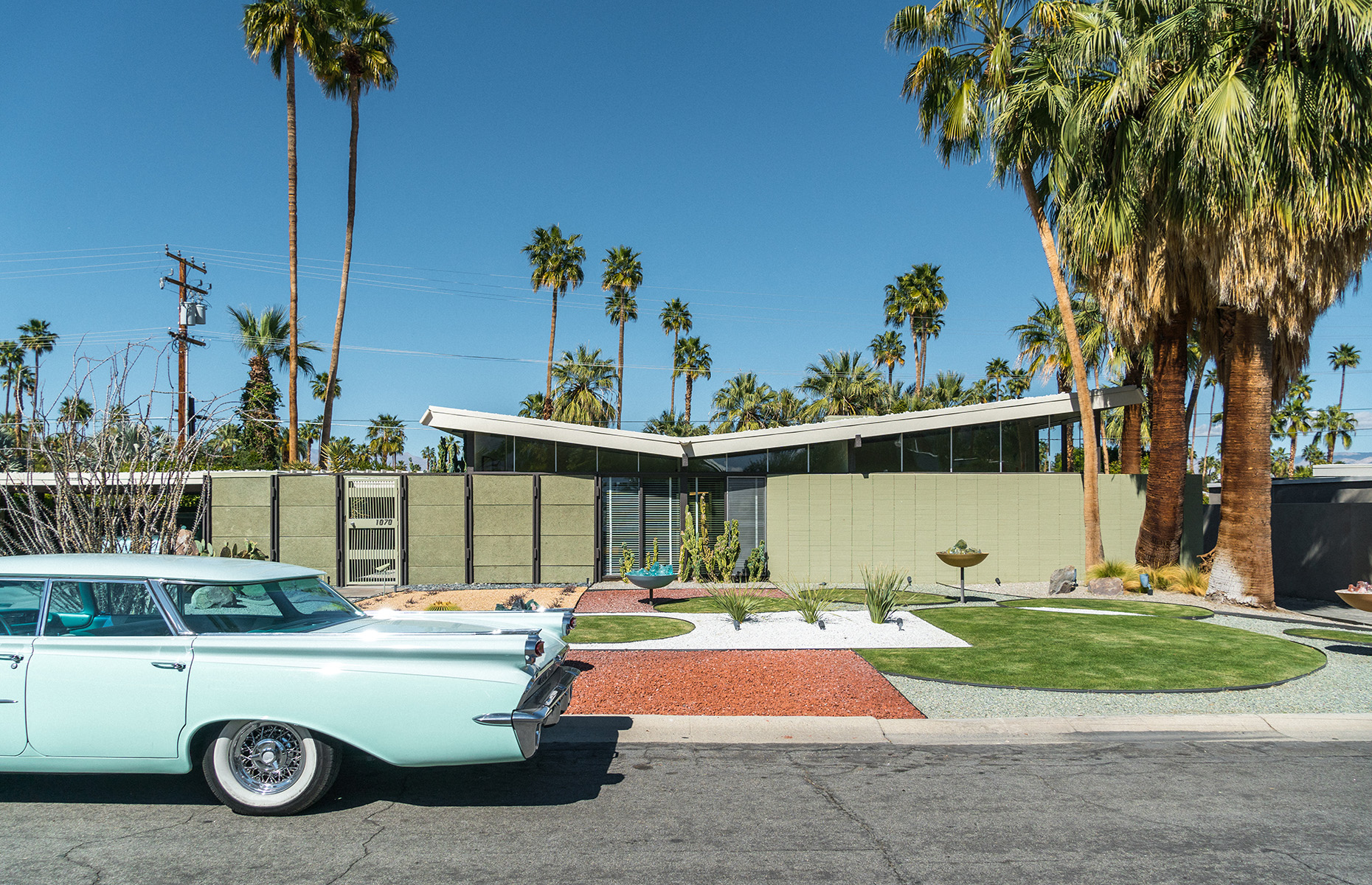 Mid-century modern museum in Palm Springs, California. (Image: Stephanie Braconnier/Shutterstock)