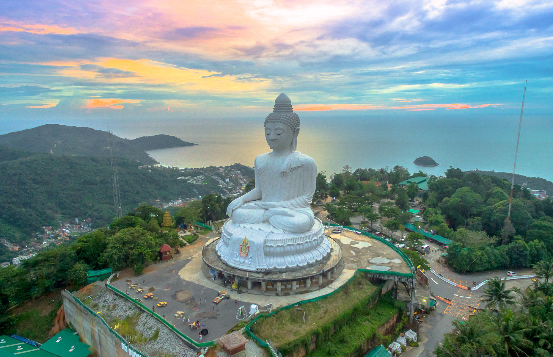 Big Buddha, Phuket, Thailand. (Image: thaisign/Shutterstock)