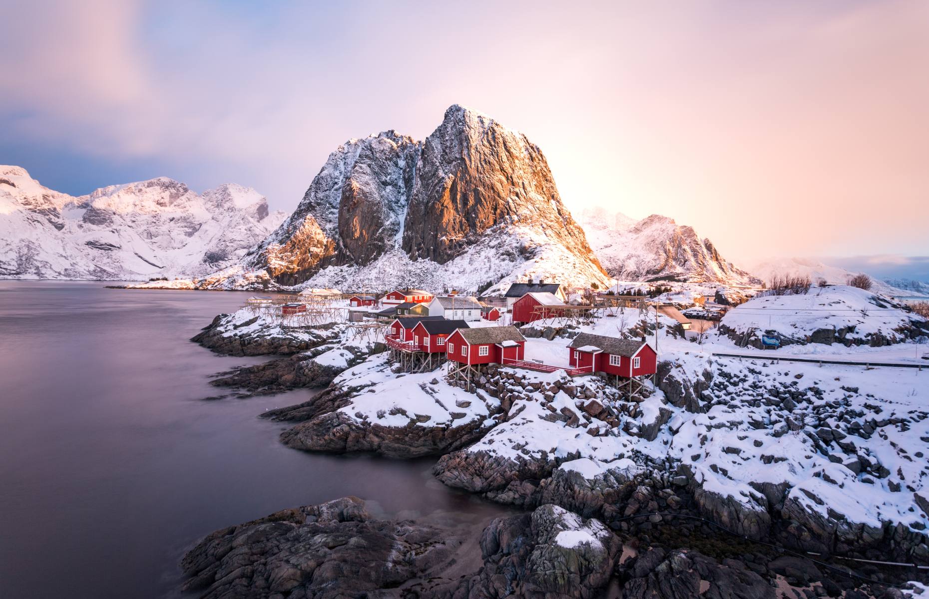 Hamnoy, Lofoten Islands, Norway (Image: iacomino FRiMAGES/Shutterstock)