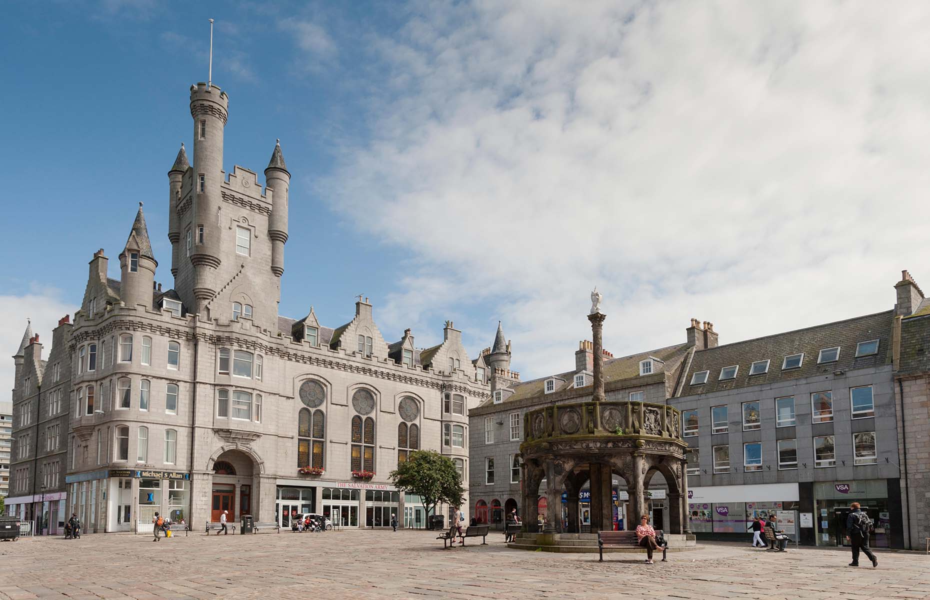 Castlegate in Aberdeen (Image: Clearview/Alamy Stock Photo)