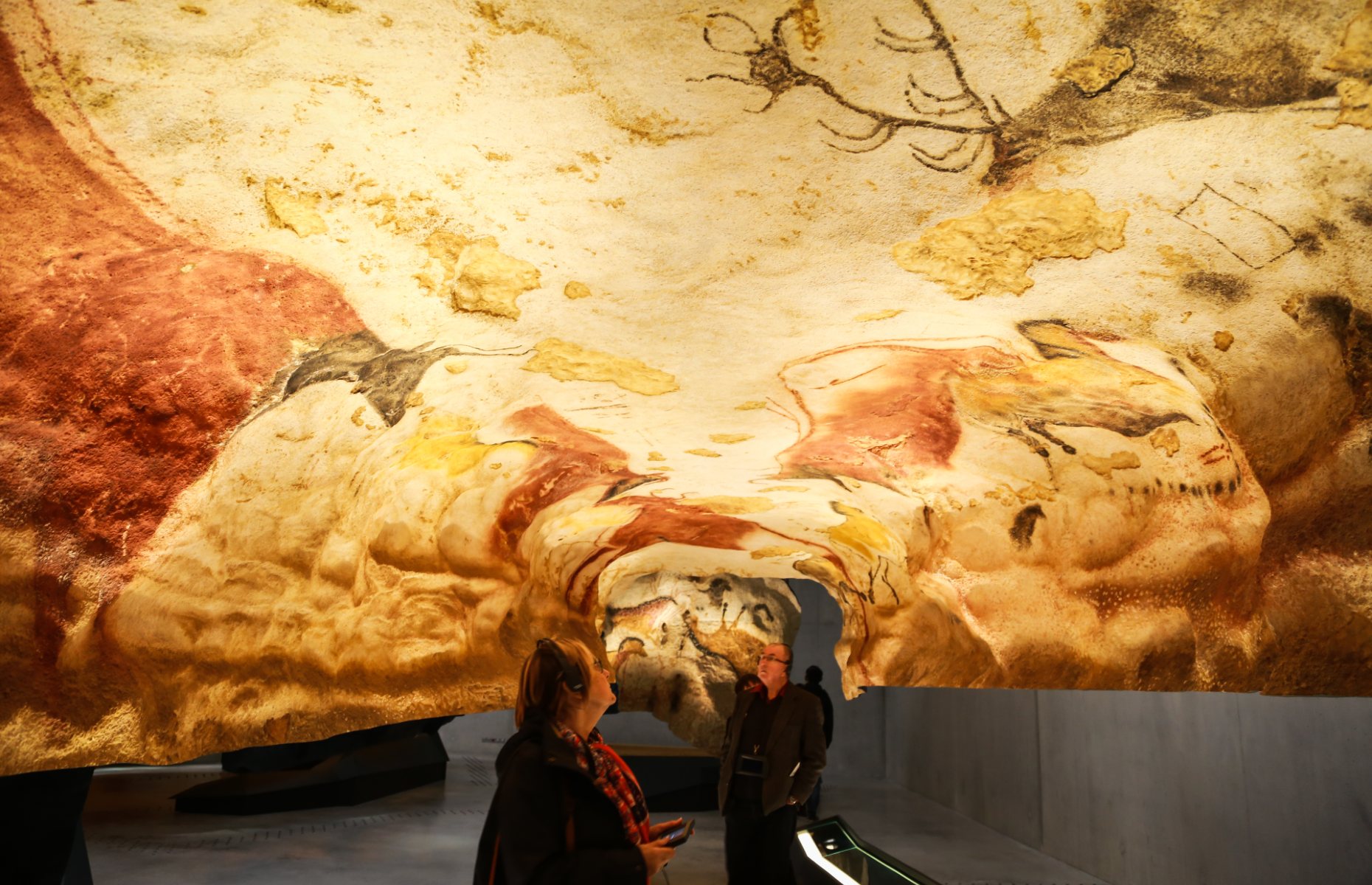 Lascaux Caves (Image: thipjang/Shutterstock)