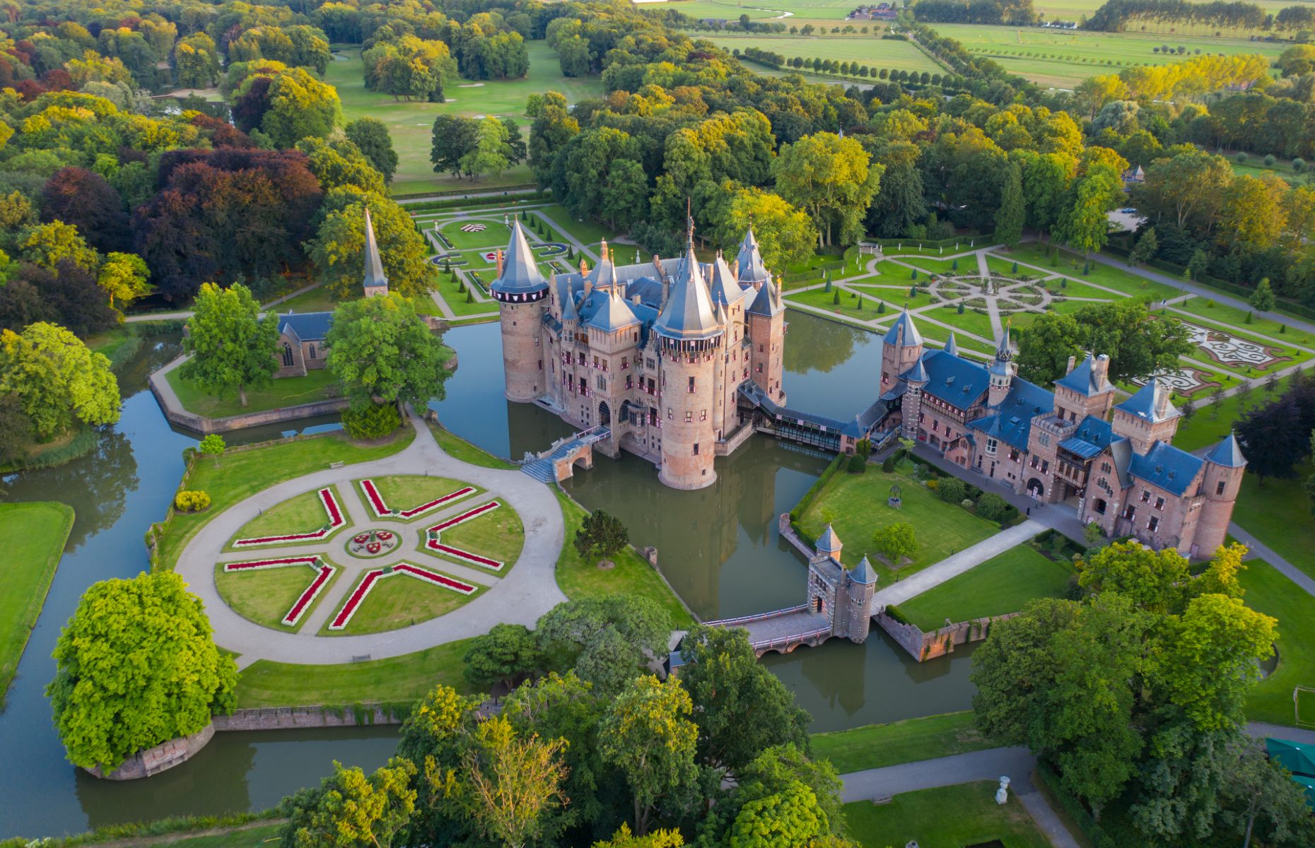 Castle de Haar (Image: MPPhotograph/Shutterstock)