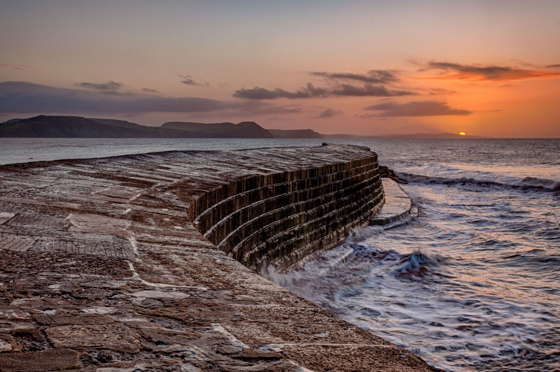 The Cobb, Lyme Regis (Phil Woolley/Shutterstock)