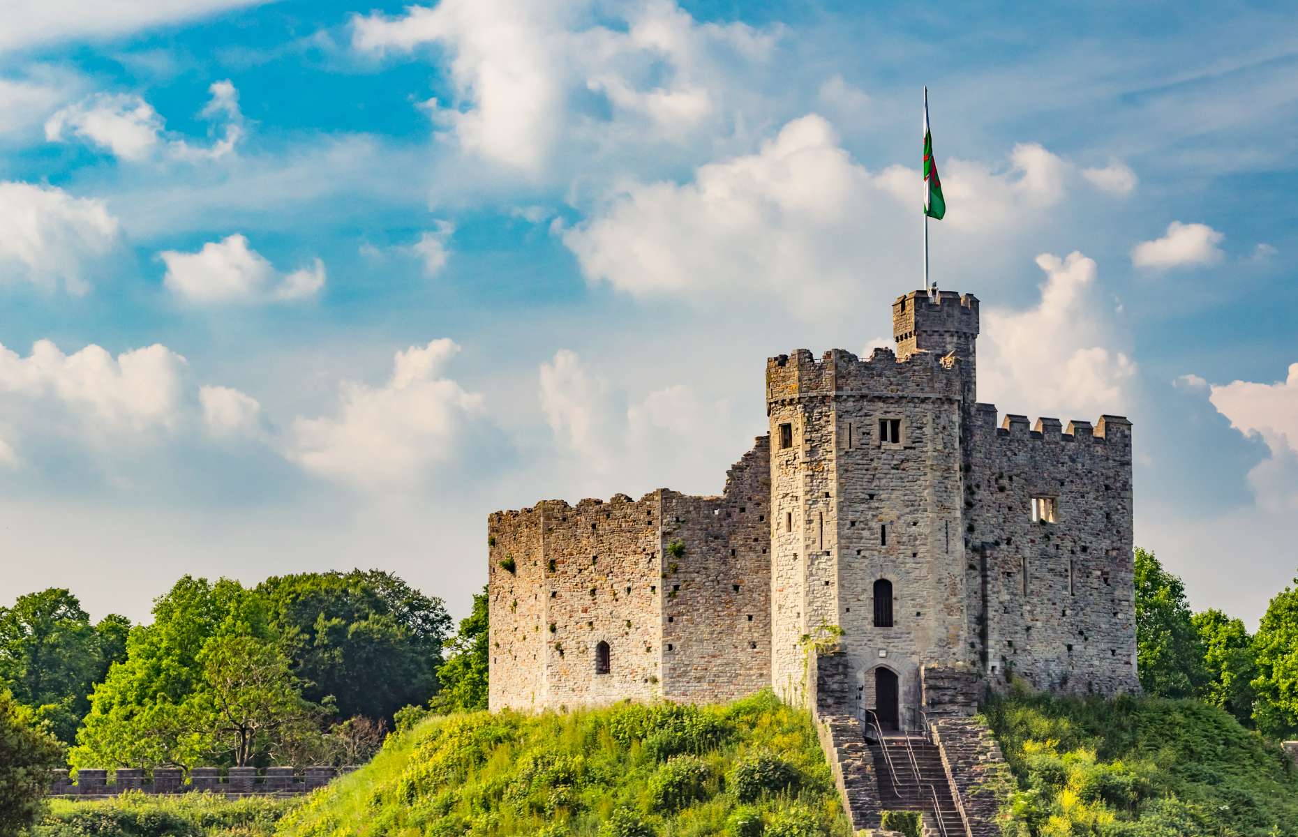 Image of Cardiff Castle (Image: CanonDLee/Shutterstock)