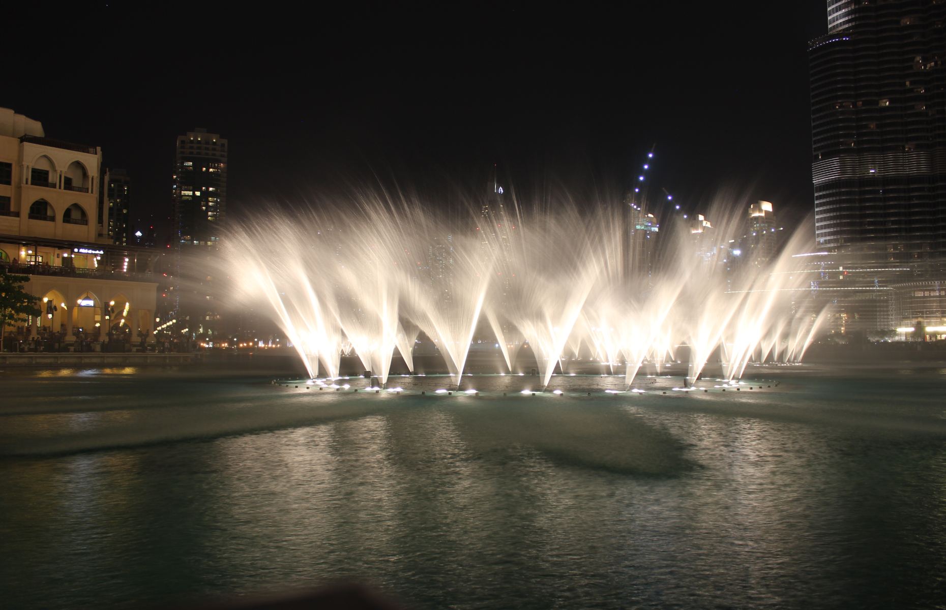 Dubai Fountain (image: Christian van Elven/Flickr/CC BY-ND 2.0)