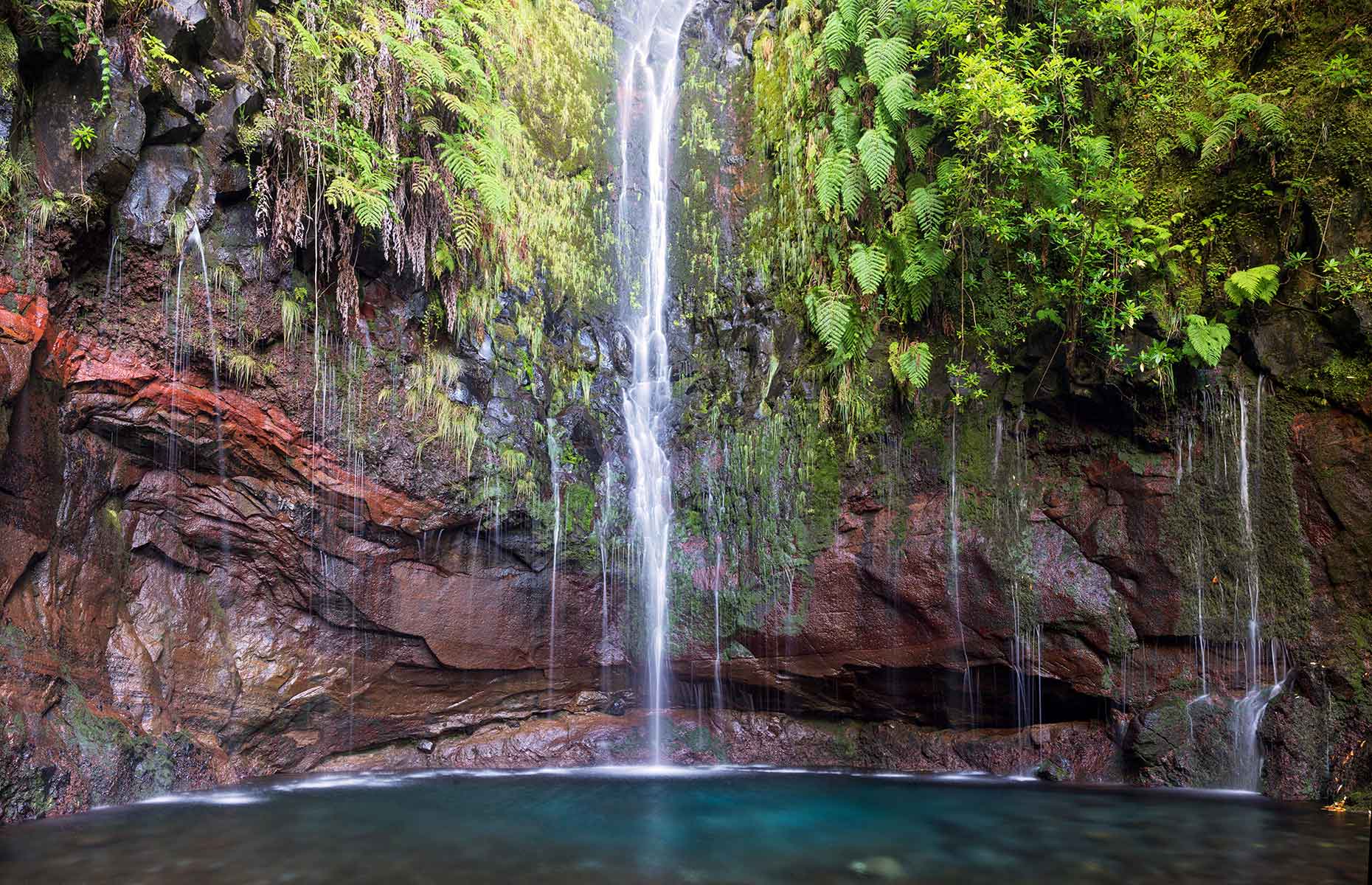 25 Fontes lagoon (Image: Michael Thaler/Shutterstock)