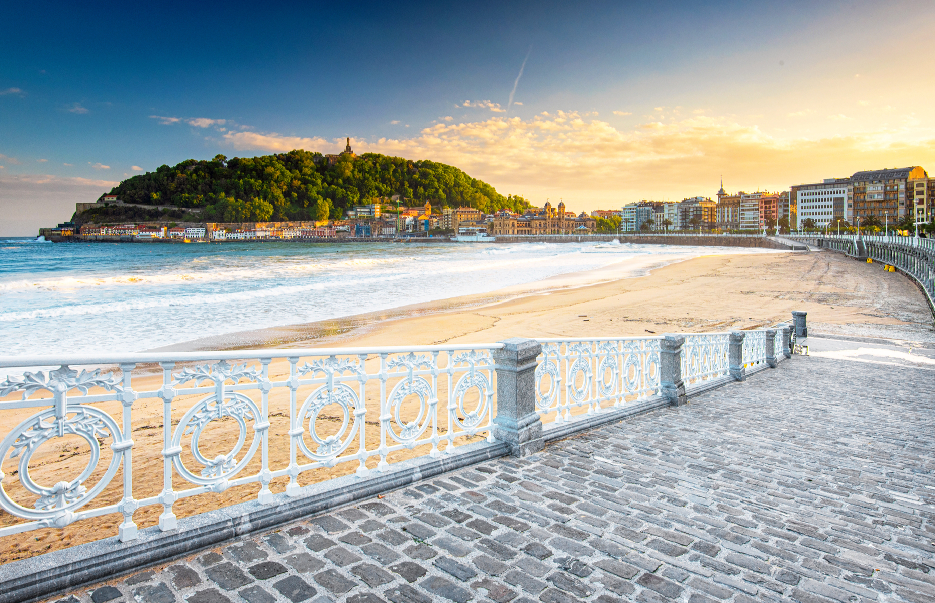 San Sebastian beach (Image: Botond Horvath/Shutterstock)