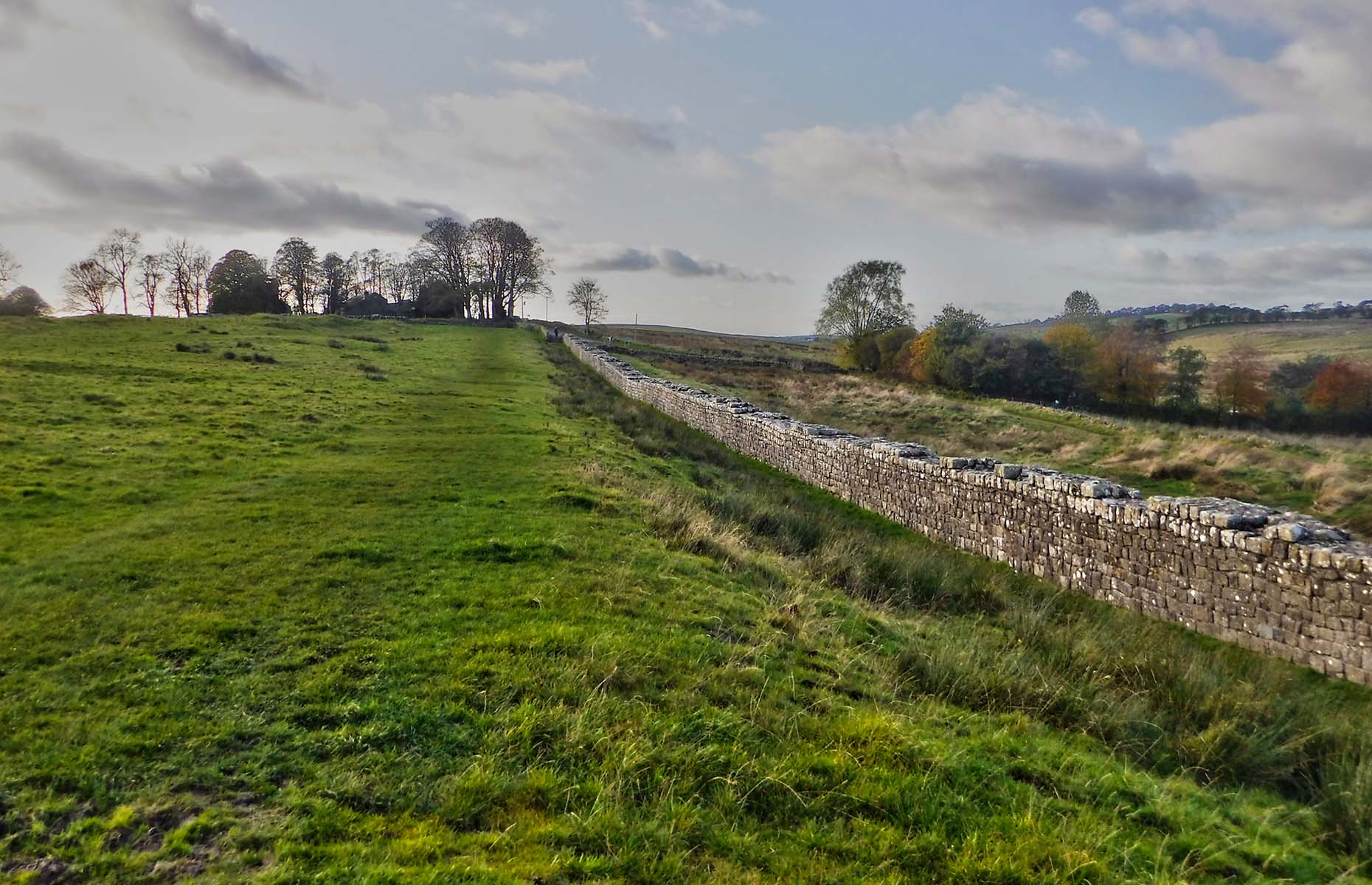 Harrows Scar Milecastle and Wall (Image: jcw1967/Flickr/CC BY-NC-ND 2.0)