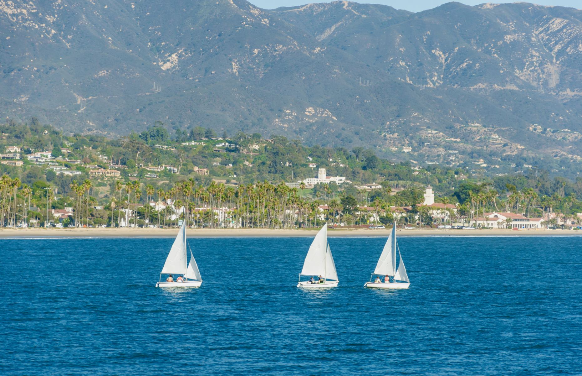 Santa Barbara Sailing (Image: EllenSmile/Shutterstock)