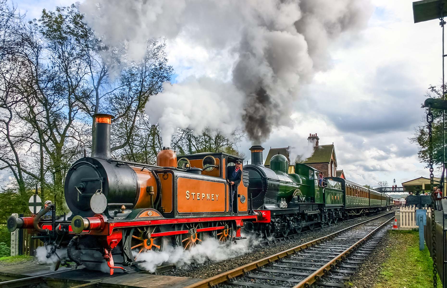 Bluebell Railway (Image: Philip Bird LRPS CPAGB/Shutterstock)