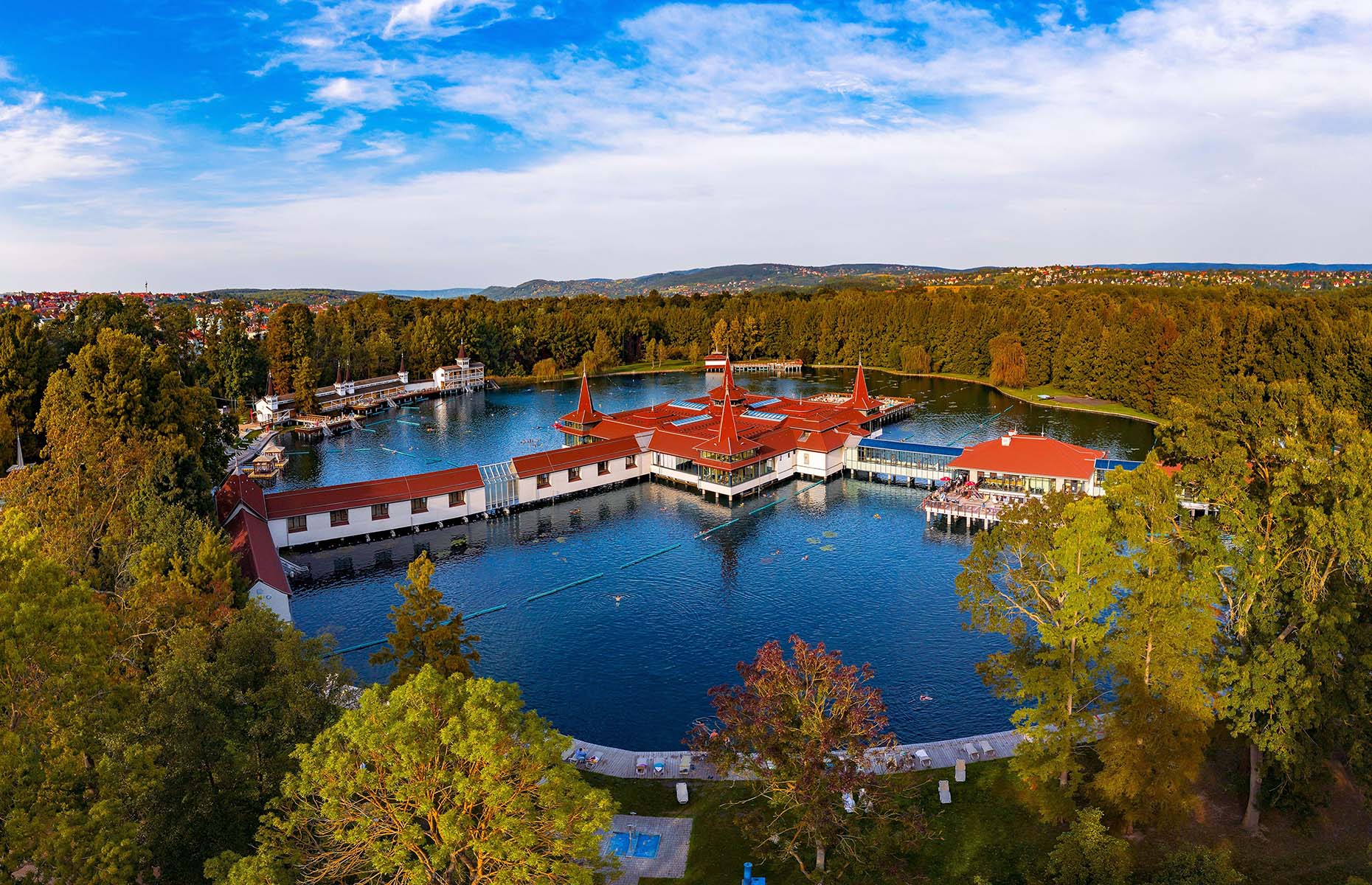 Lake Hévíz thermal spa near Lake Balaton, Hungary (Image: Geza Kurka/Alamy Stock Photo)