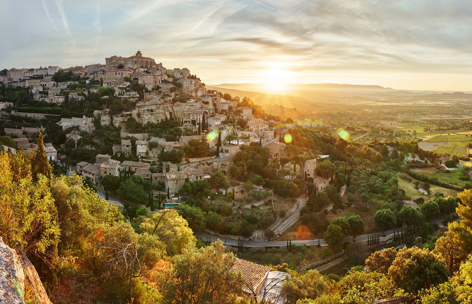 Monastery in Luberon, France. (Image: Photoestetica/Shutterstock)