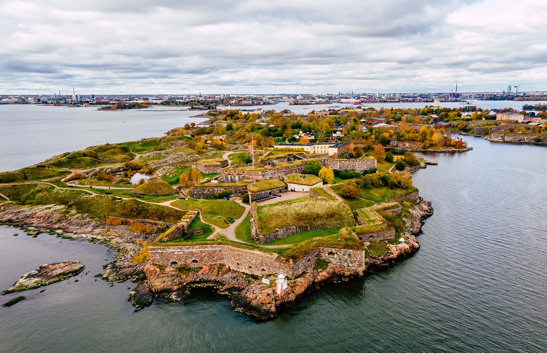 Suomenlinna Maritime Fortress (Shutterstock)