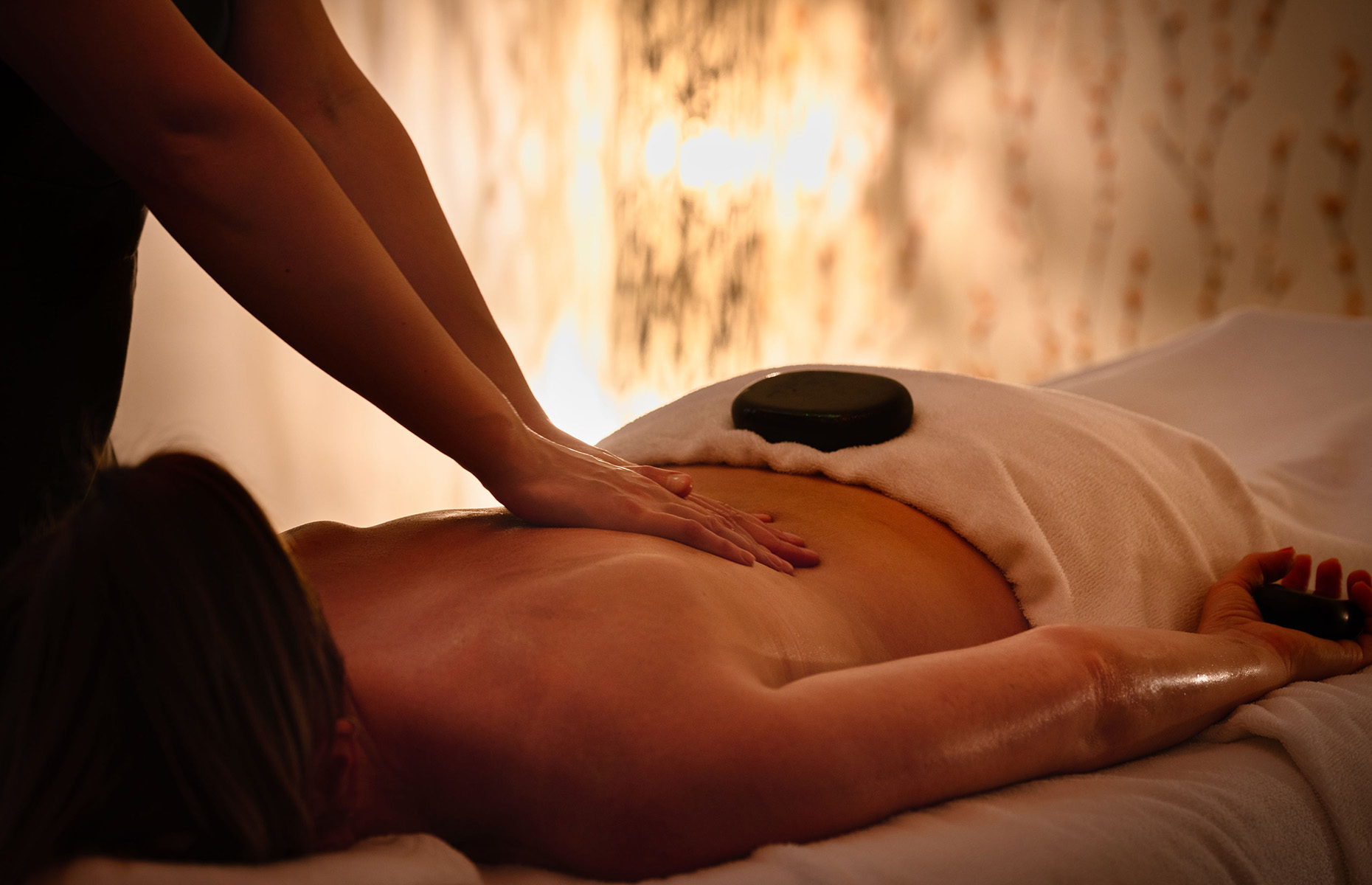 Spa treatment at Whalesborough(Whalesborough Holiday Cottages & Spa)