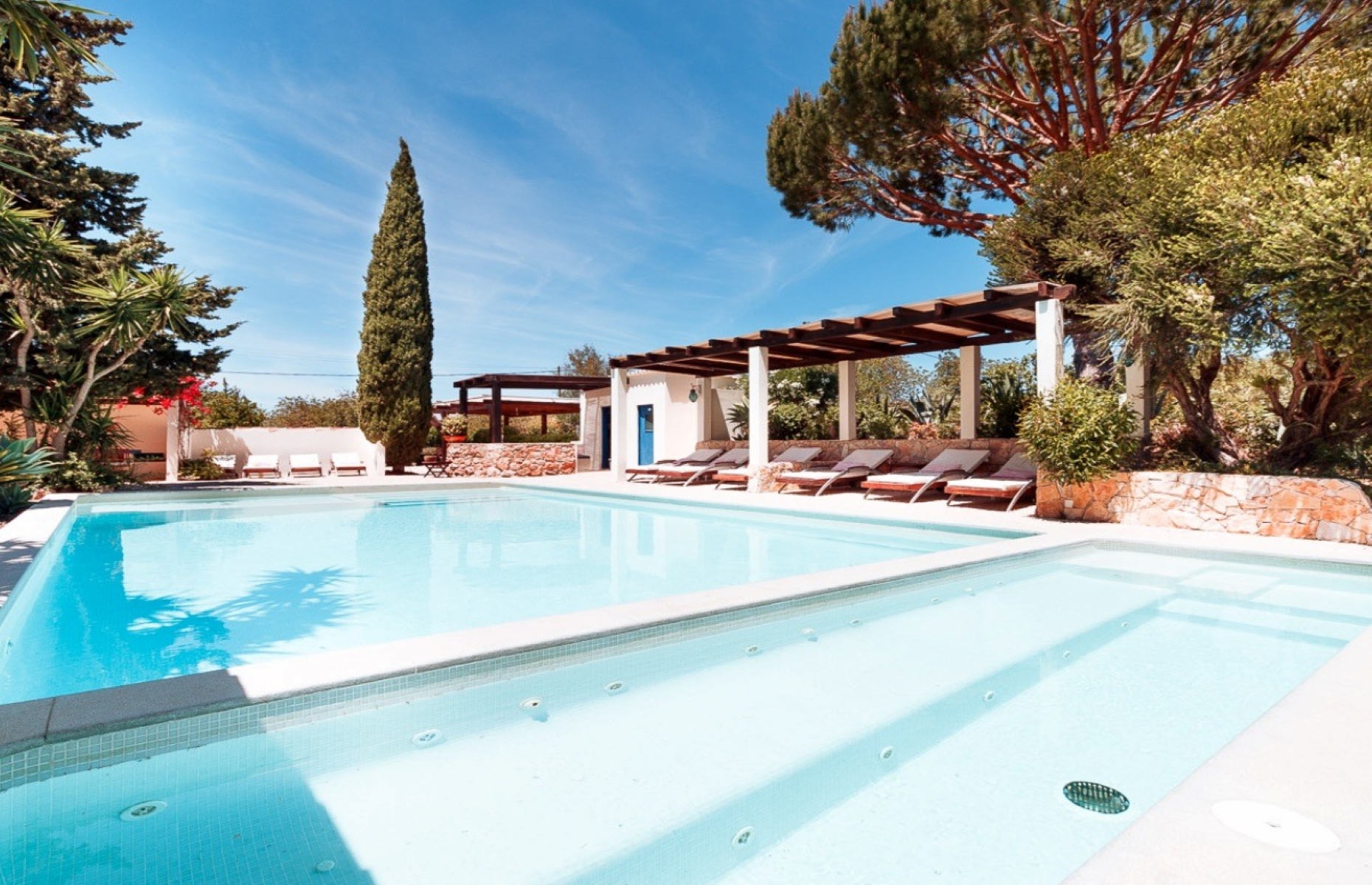 The pool at Casa Porta Azul (Image: Casa Porta Azul/Facebook)