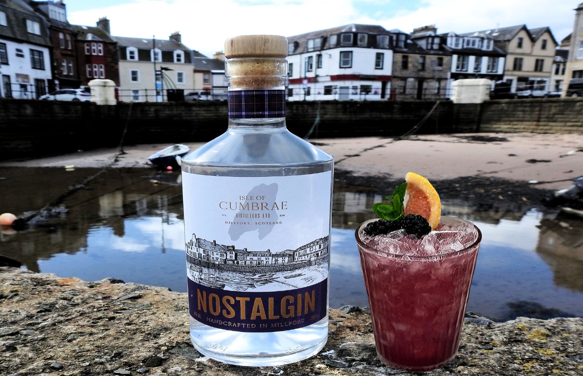 Cumbrae gin (Image: Isle of Cumbrae Distillers/Facebook)
