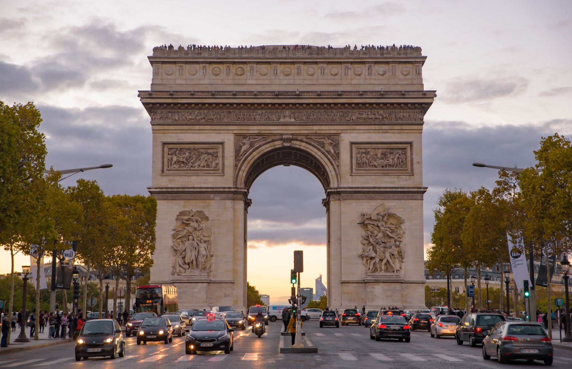 Cars in the centre of Paris (Image: Mo Wu/Shutterstock)