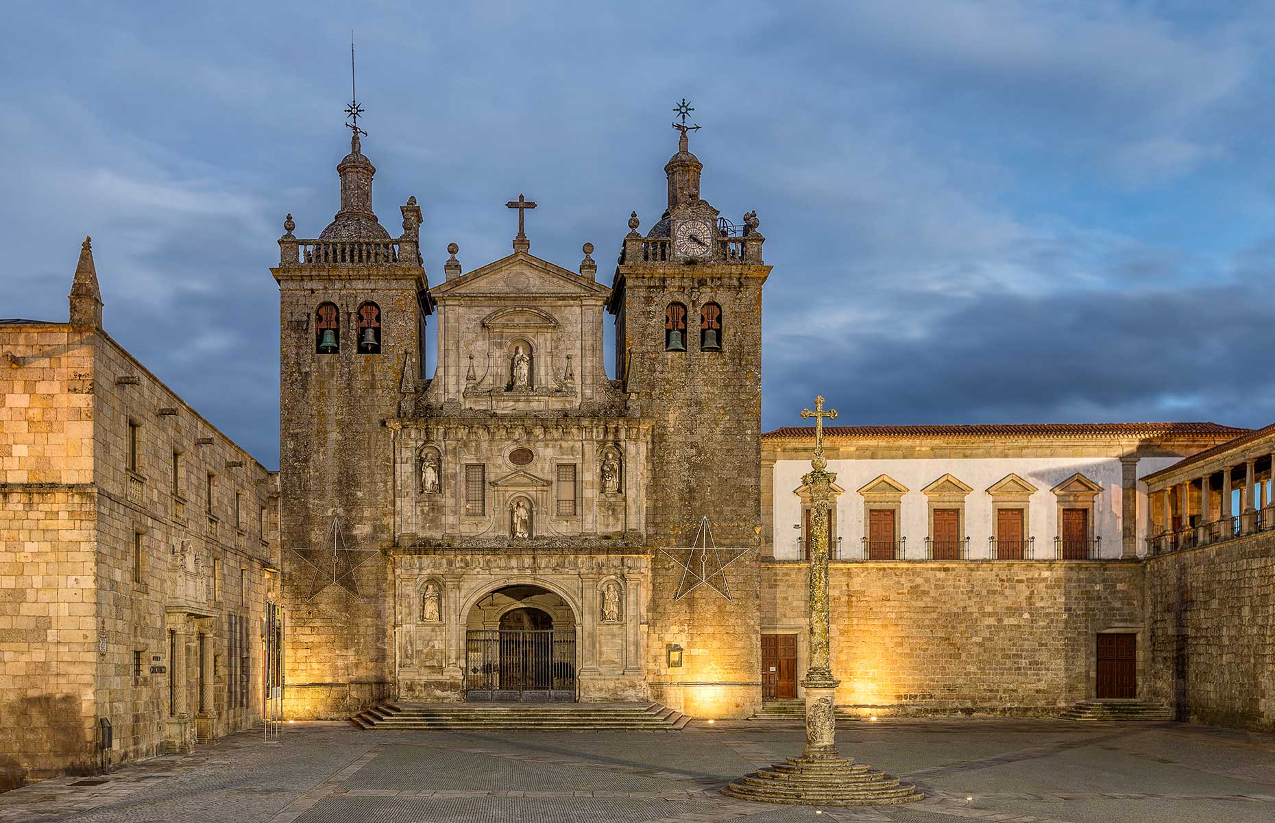 Viseu's 12th century cathedral