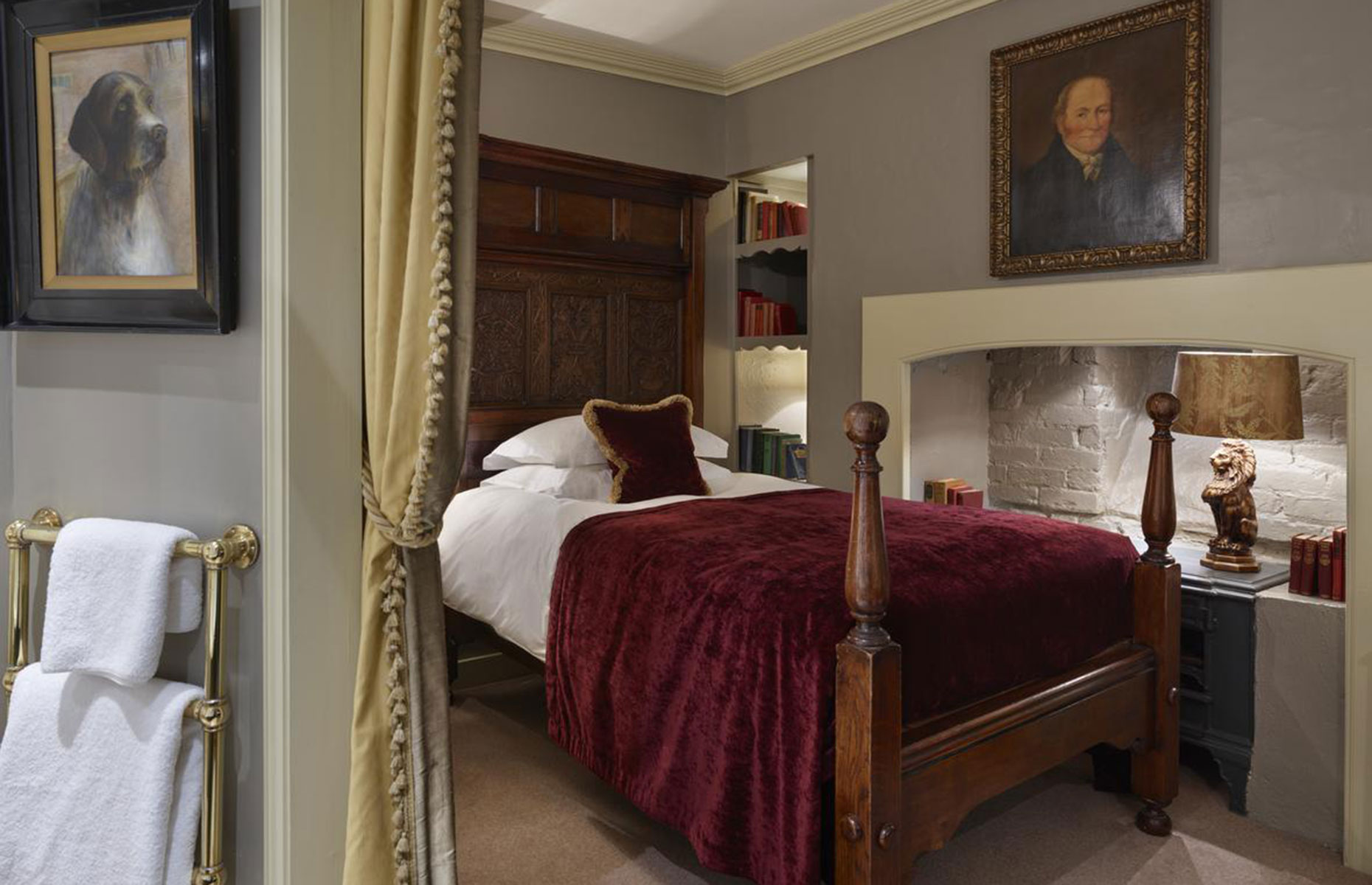 Hazlitt's hotel is a must if you're looking for a historic hotel in London