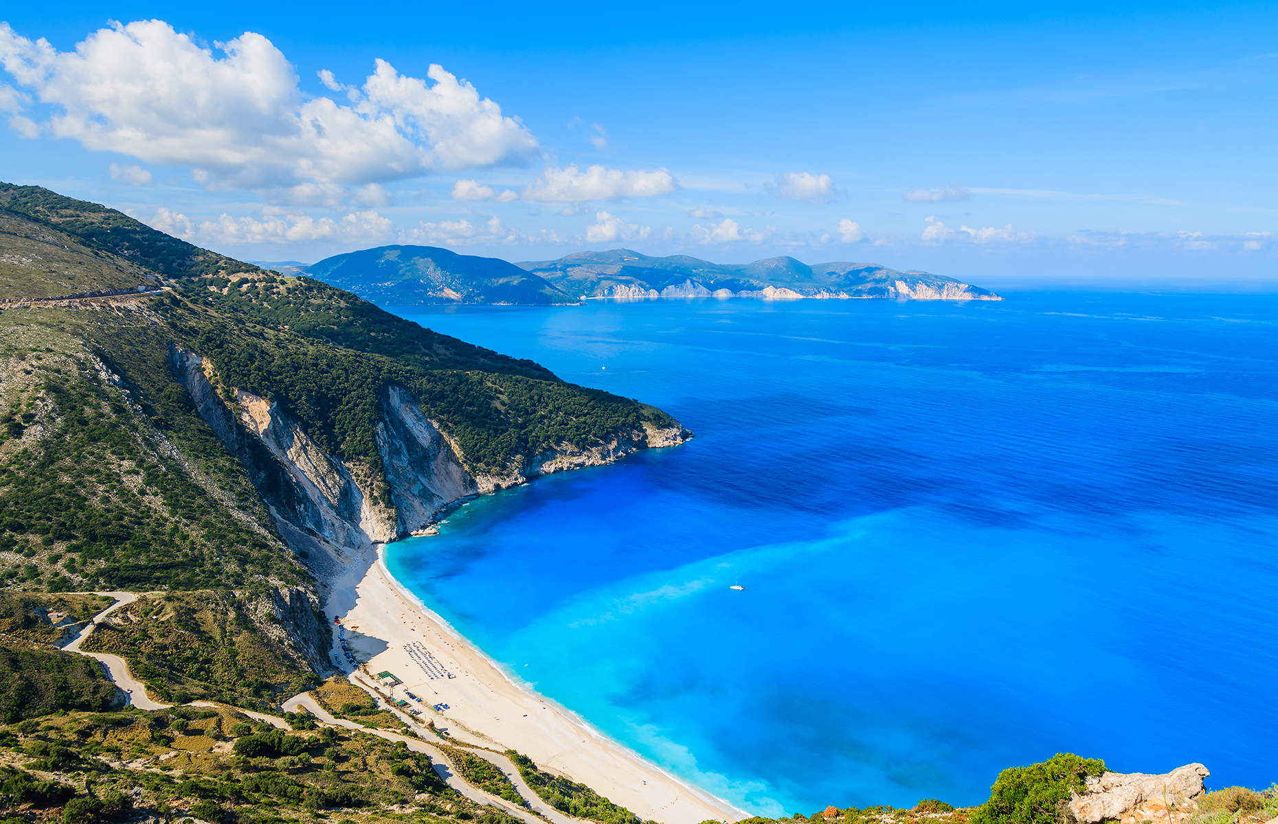 Myrtos Beach (Image: Pawel Kazmierczak/Shutterstock)