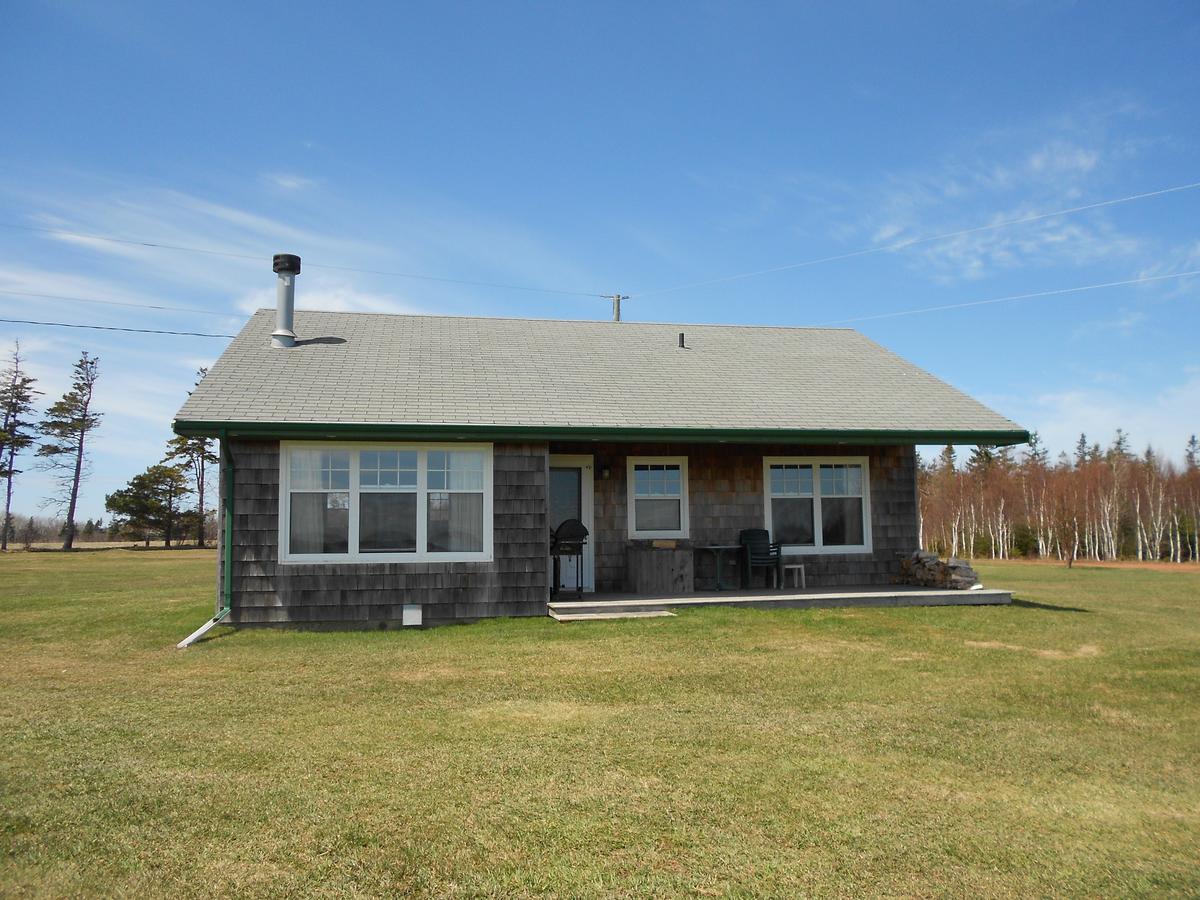  shaws hotel restaurant På Prince Edward Island har 10 hytter å leie