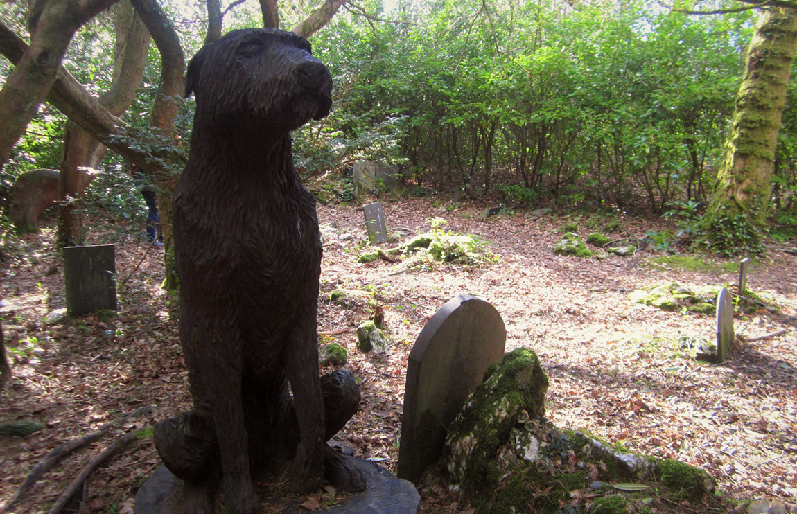 Dog cemetery, Portmeirion