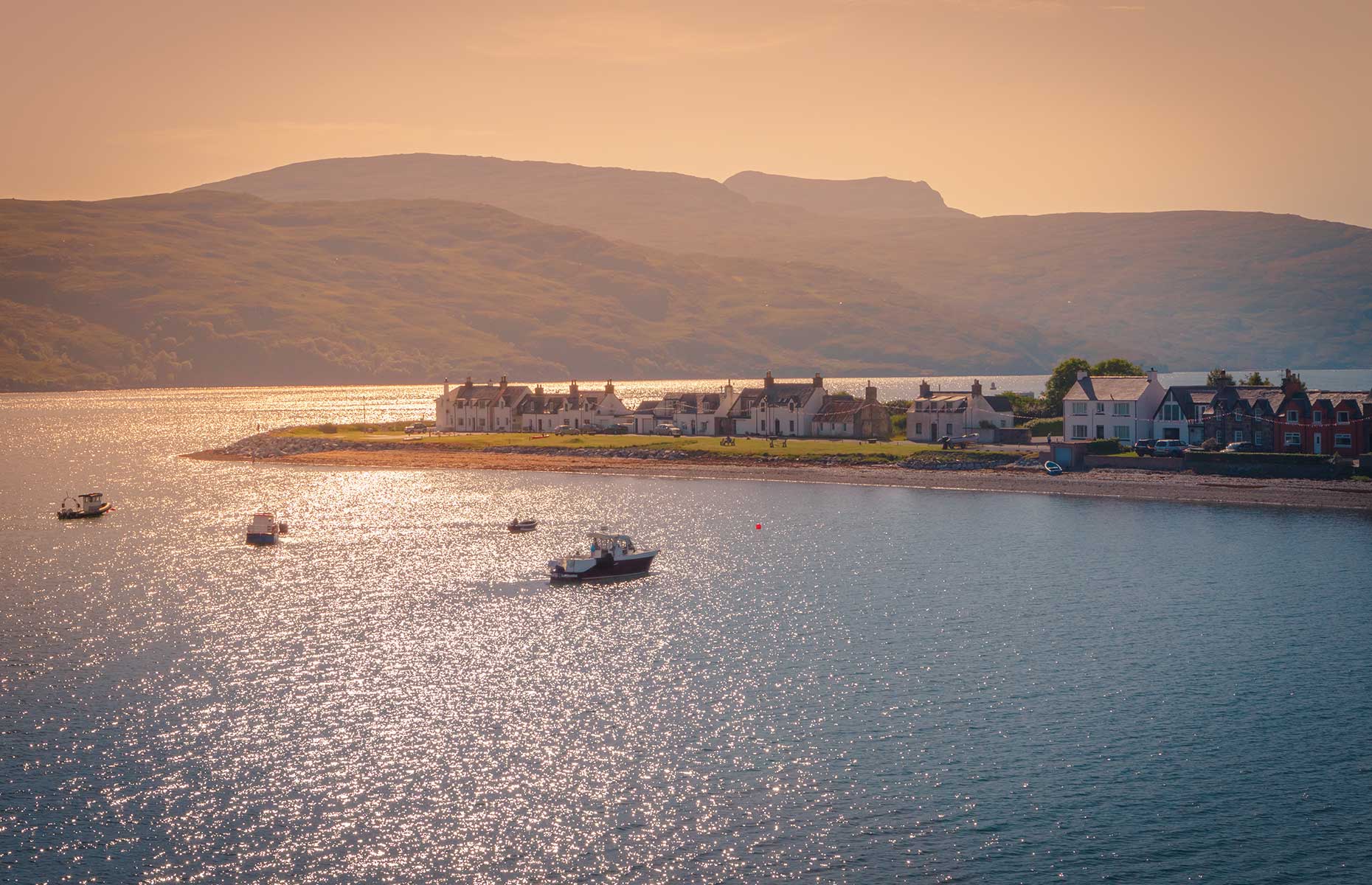 Ullapool from Loch Broom (Image: Jose Arcos Aguilar/Shutterstock)