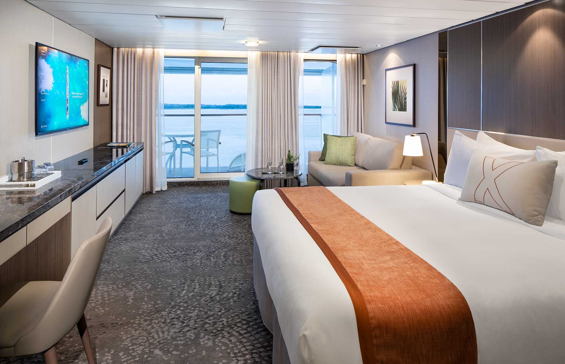 One of the suites onboard Celebrity Silhouette (Image: Courtesy of Celebrity Cruises)