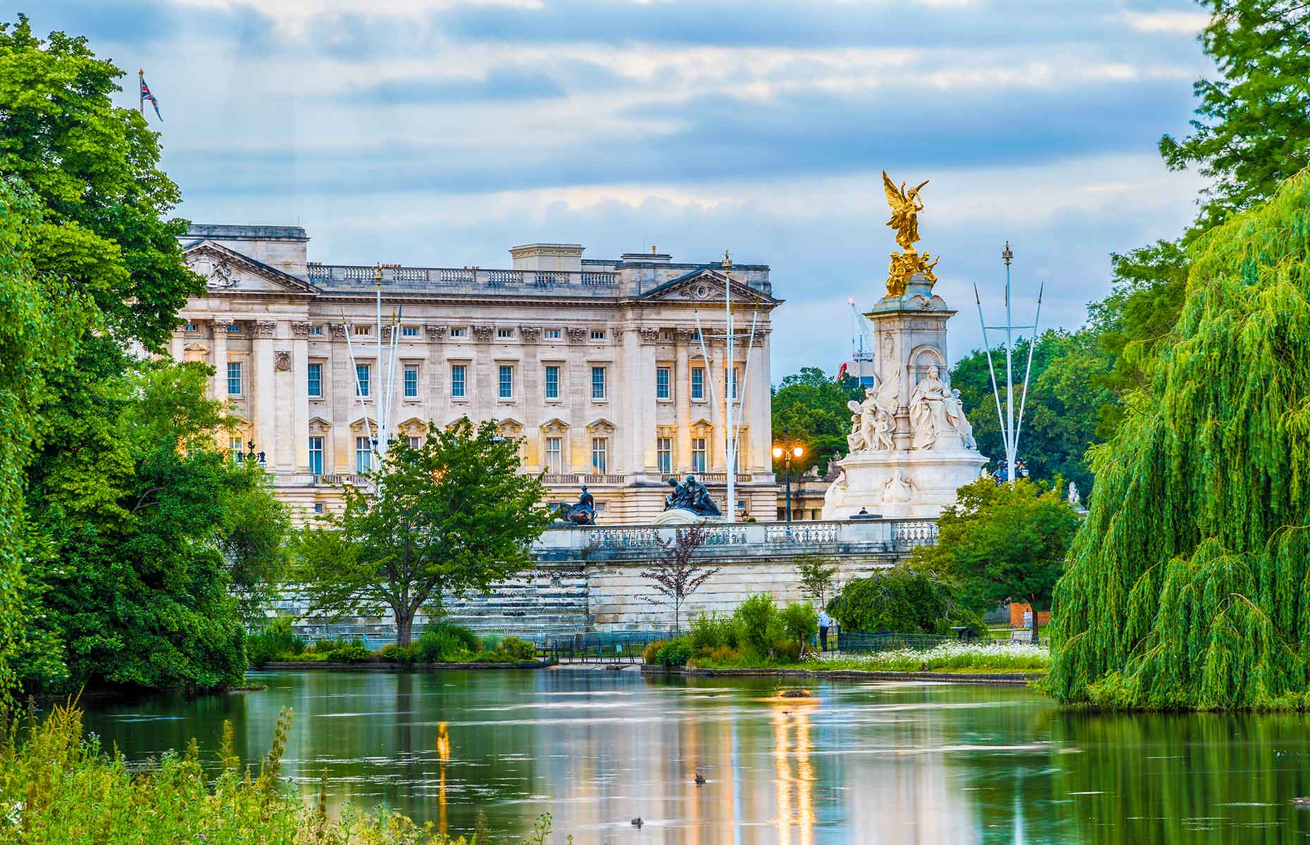 Buckingham Palace is just a short walk from St Ermin's hotel