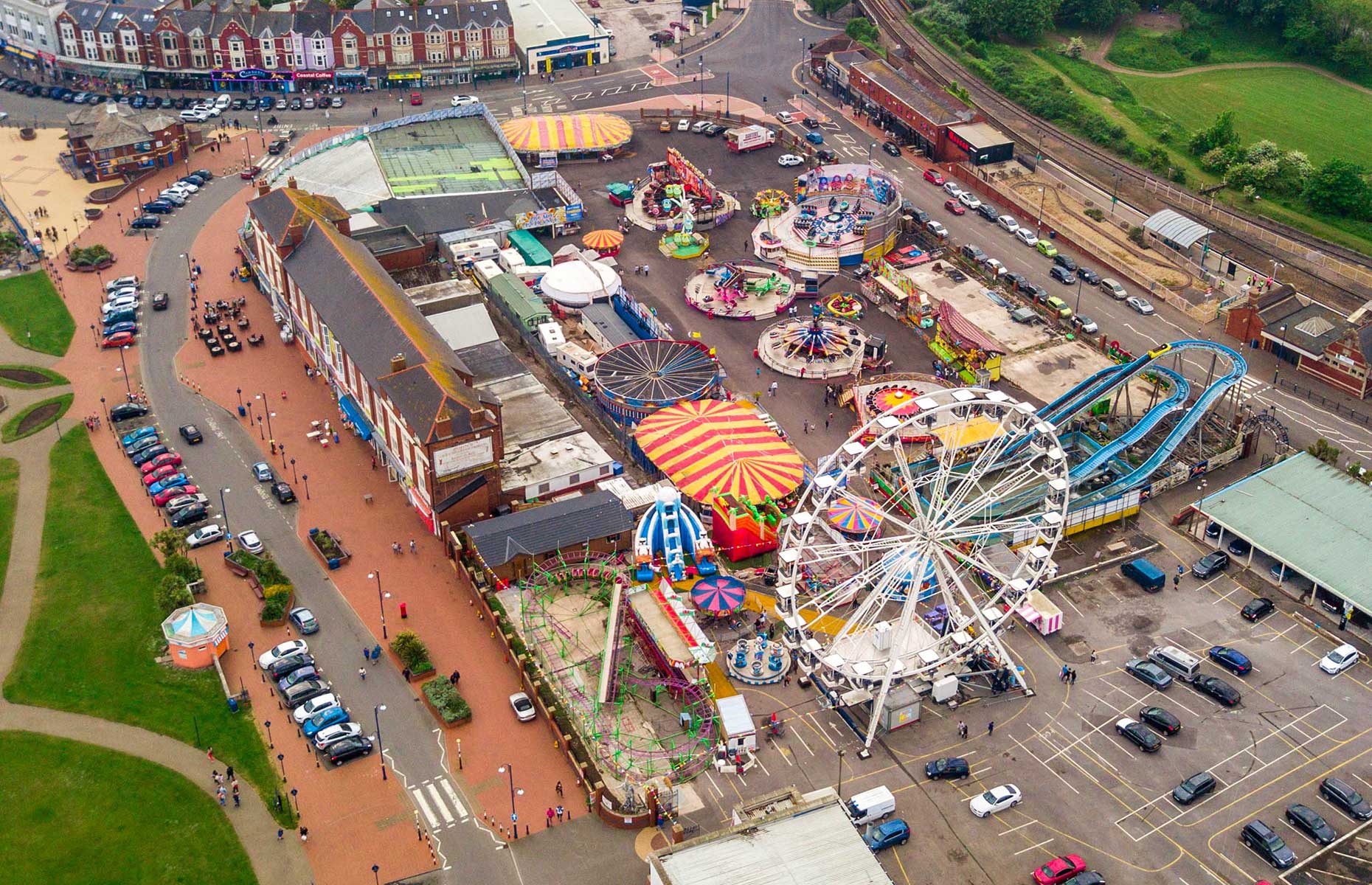 Barry Island Amusement Park, including the Barry Eye wheel (Image: By David Jeffrey Morgan)