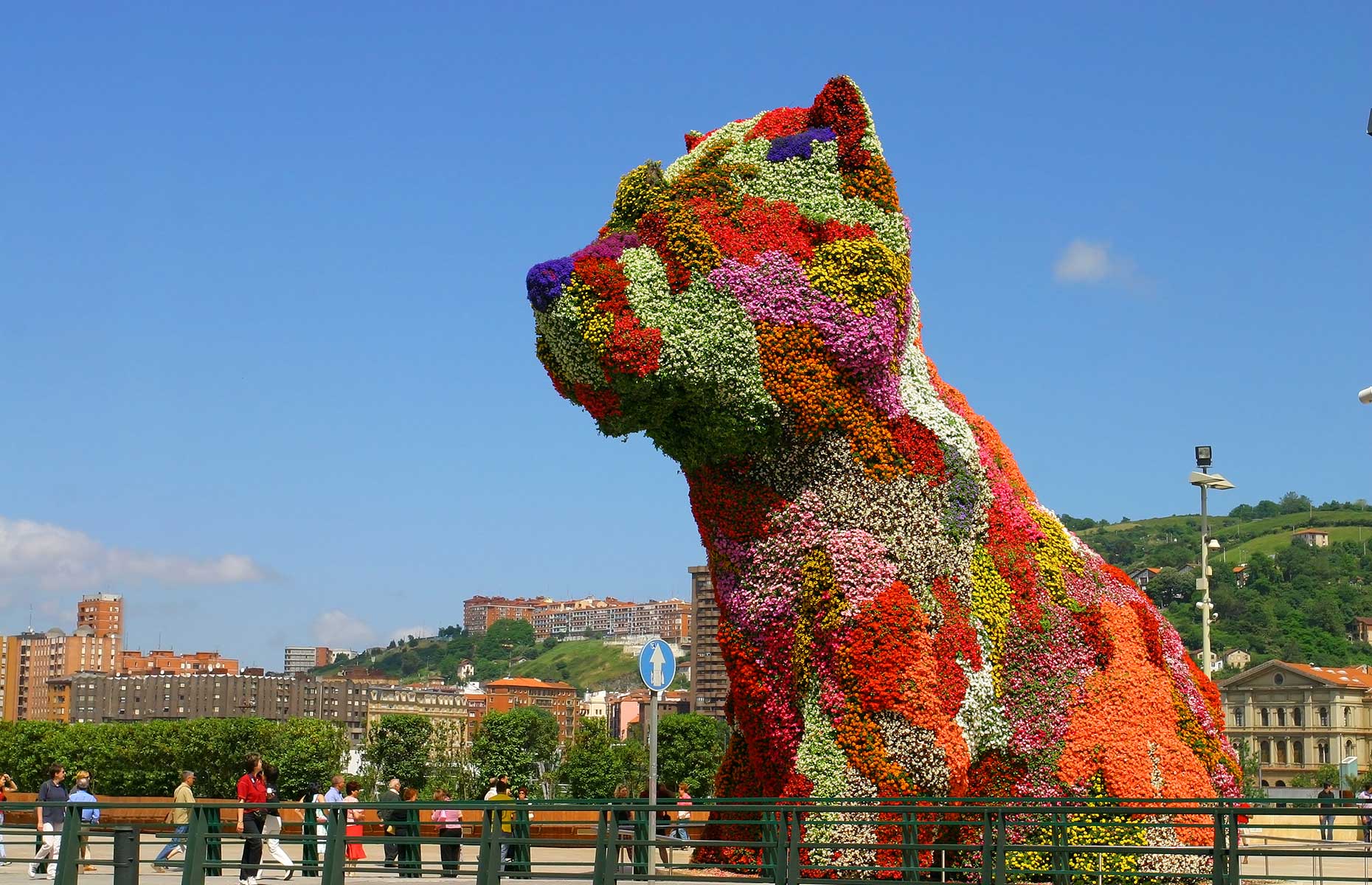 Jeff Koon's Puppy is one of Bilbao's most stunning artworks (Image: Pixachi/Shutterstock)