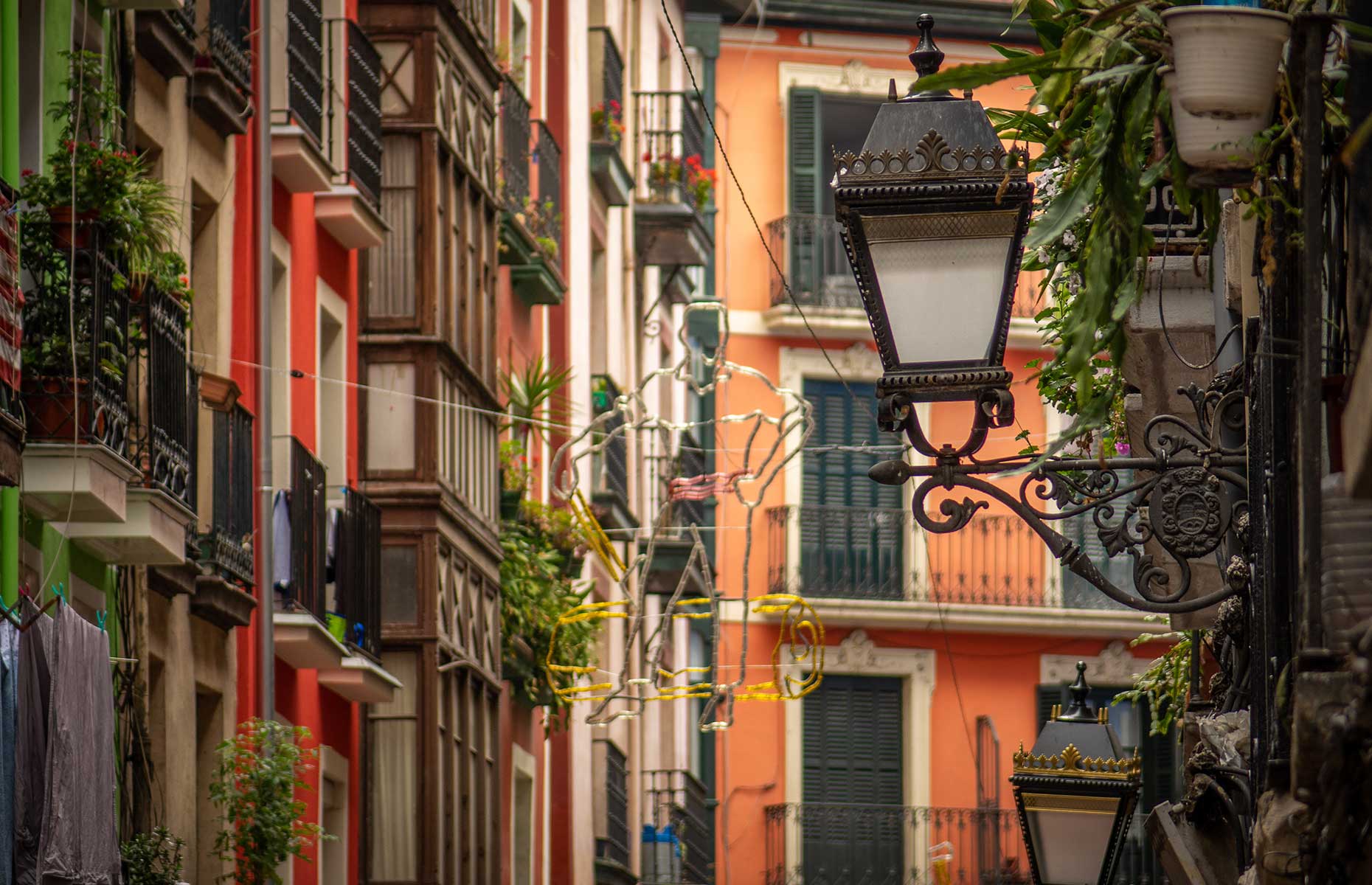 Bilbao's Old Town (Image: Stefan Lenz/Shutterstock)