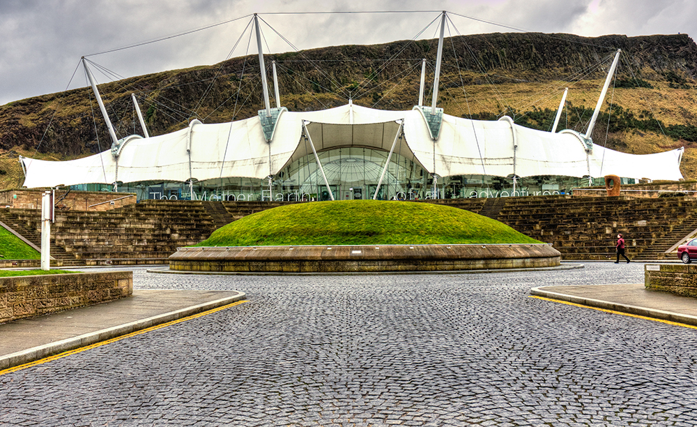 Dynamic Earth