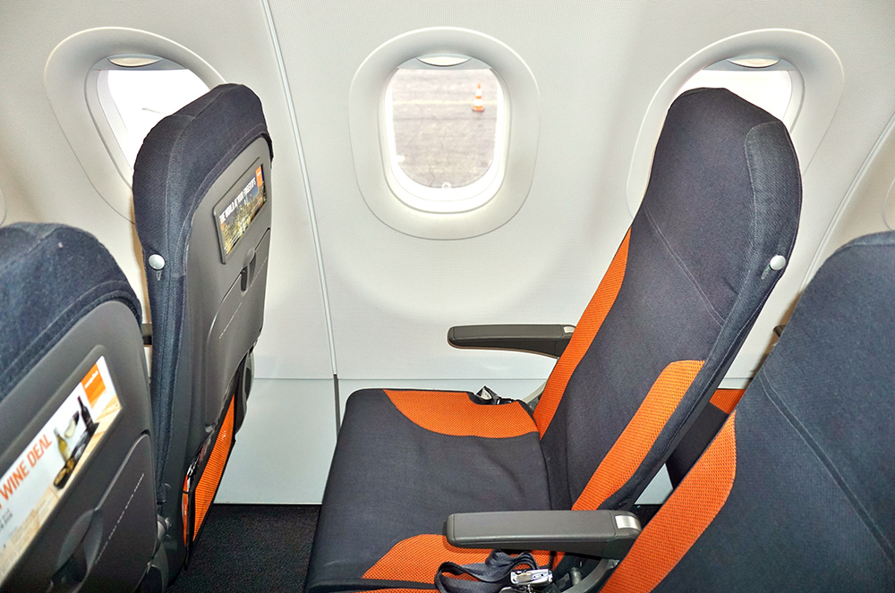 easyJet seating, easyJet vs Ryanair comparison