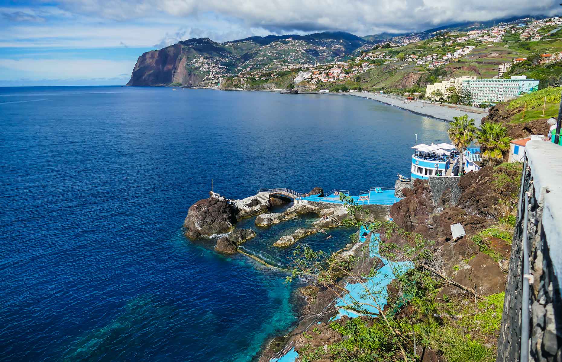 Formosa beach is near the Doca do Cavacas swimming complex (Image: Hugo Mauricio Lopez V/Shutterstock)