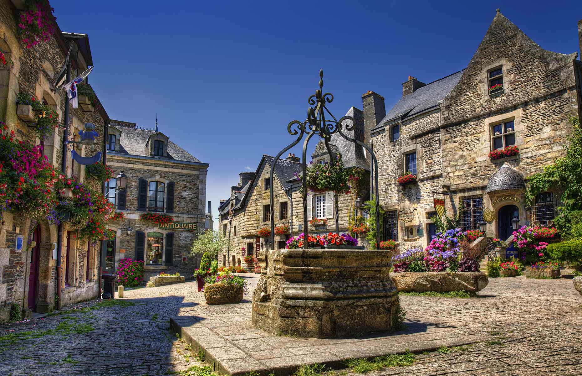 Rochefort-en-terre (Image: Rolf E. Staerk/Shutterstock)