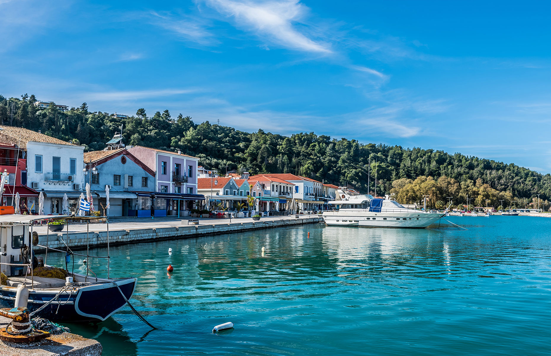 katakolon, Greece (Image: Stamatios Manousis/Shutterstock) 