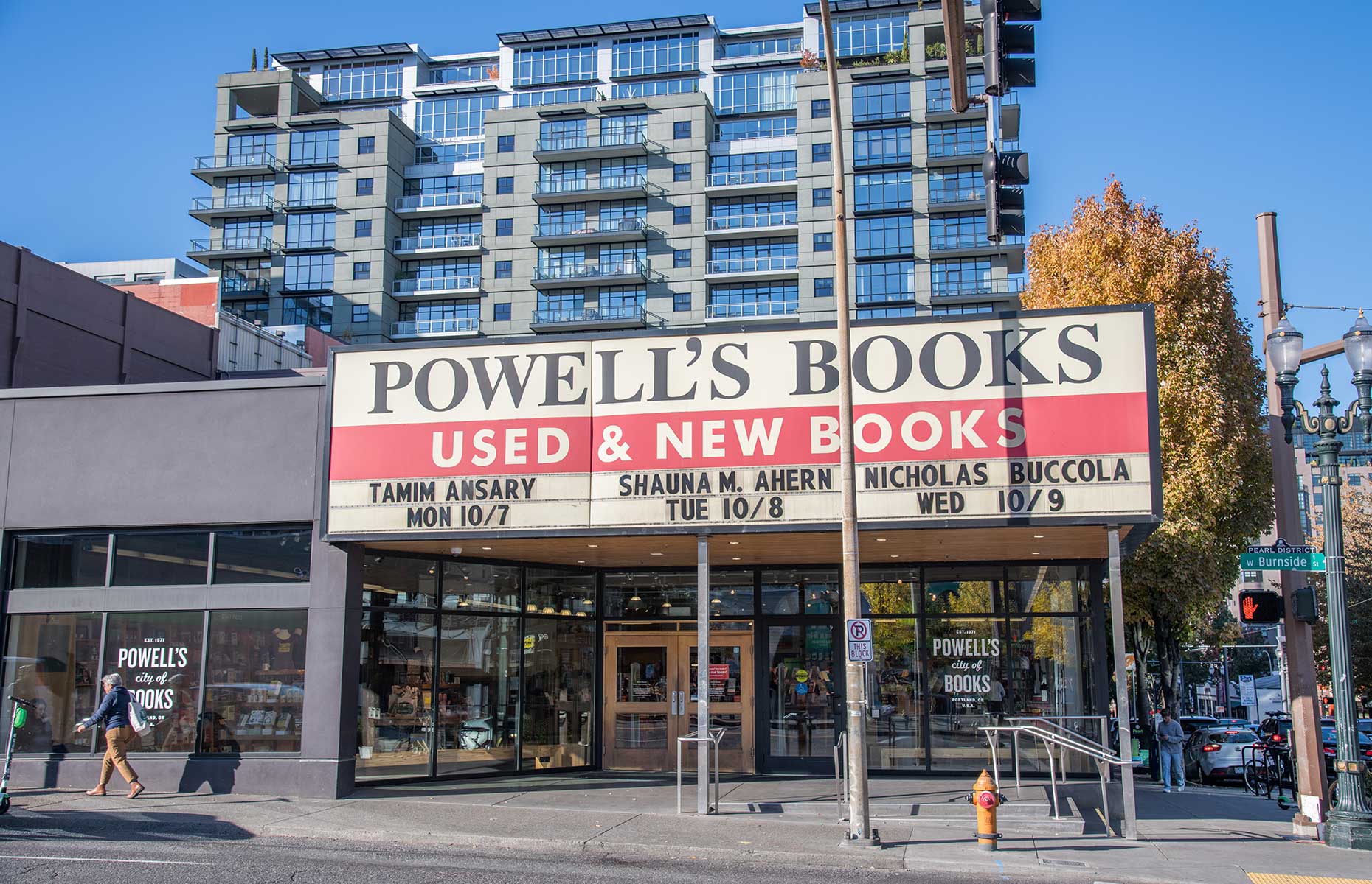 Powell's City Of Books, Portland Oregon (Image: Michael Gordon/Shutterstock)