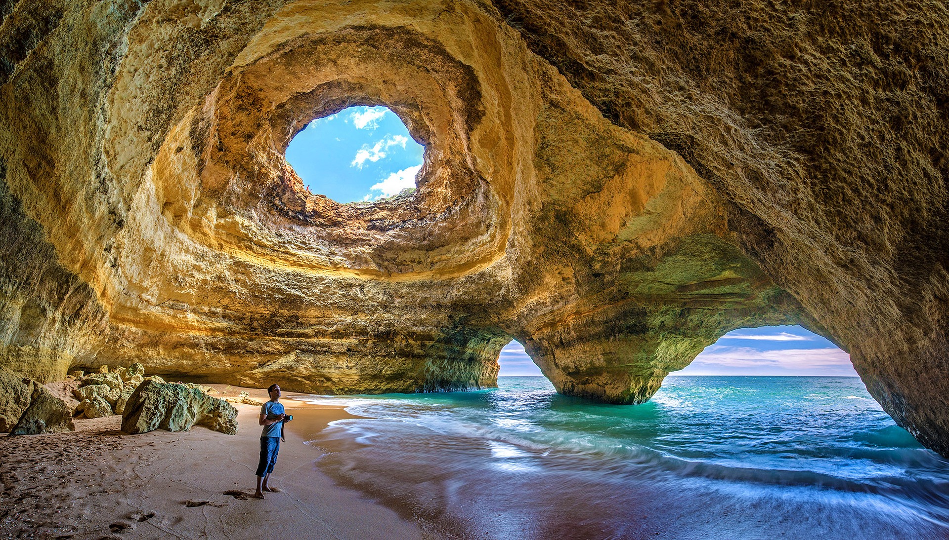 Caves in Portugal