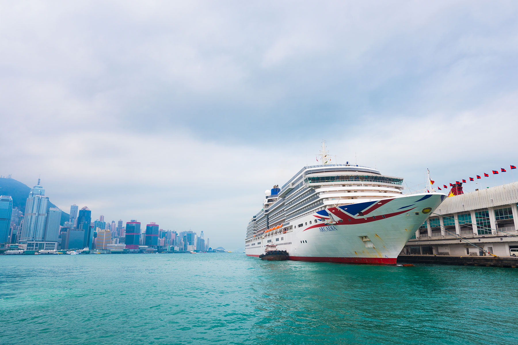 P&O's Arcadia ship docked at Hong Kong (Image: withGod/Shutterstock)