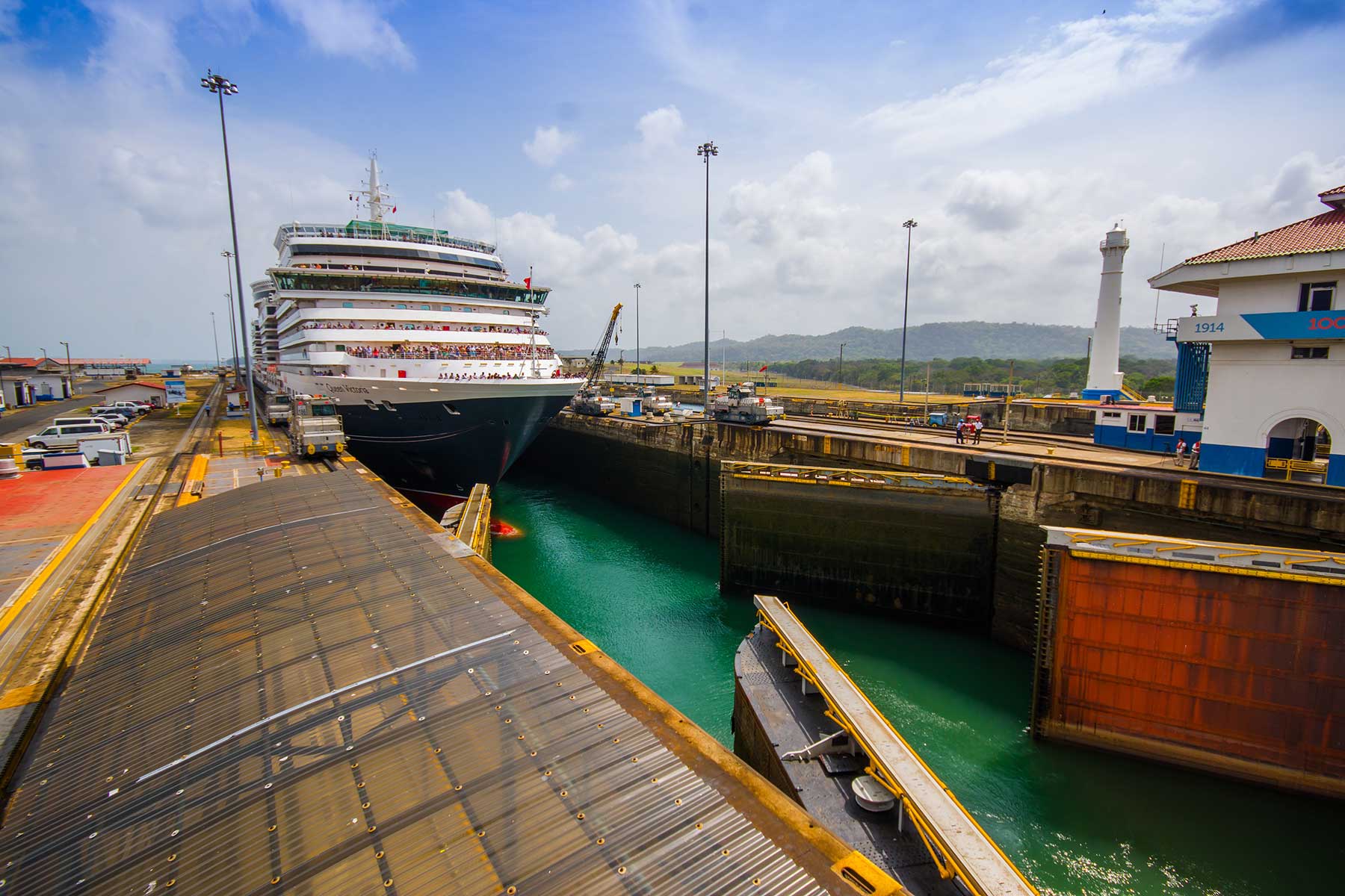 Cunard's Queen Victoria entering the Panama Canal from the Atlantic (Image: Fotos593/Shutterstock)